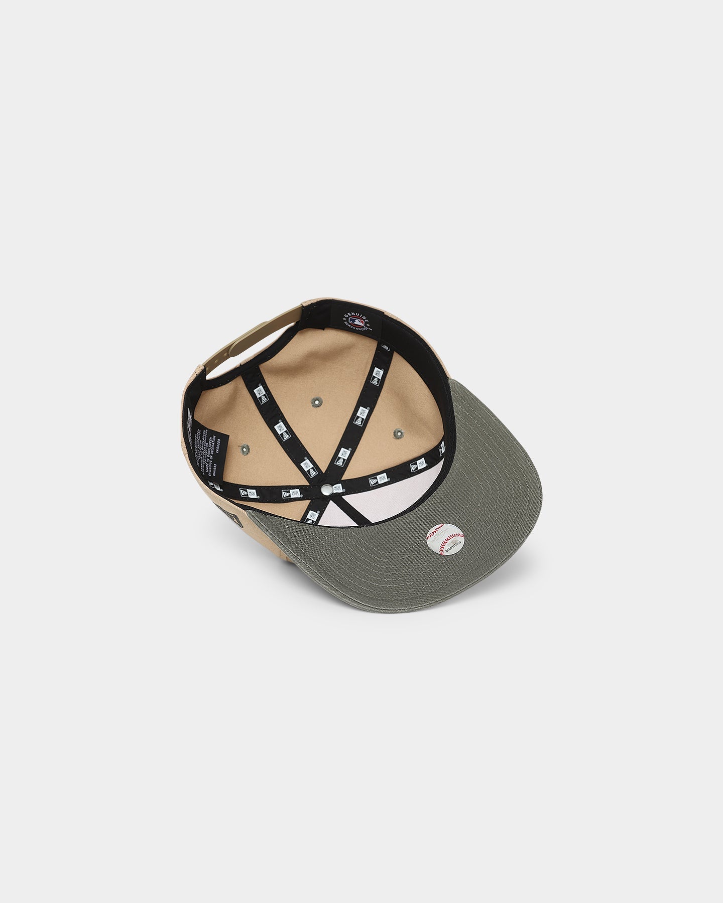 New Era New York Yankees Golfer Snapback Khaki/Olive