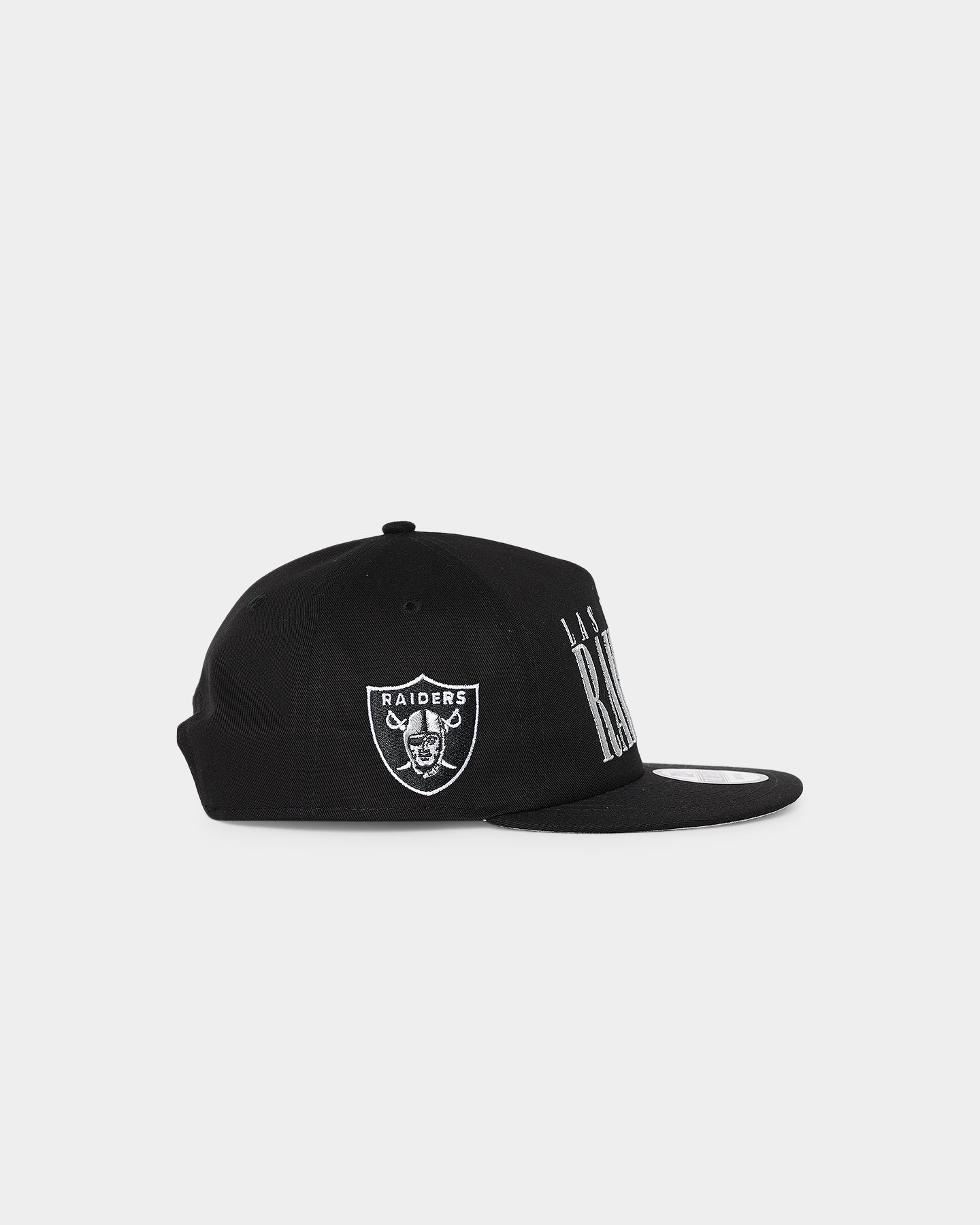 New Era Las Vegas Raiders 'Classic Spellout' The Golfer Snapback Original Team Colours