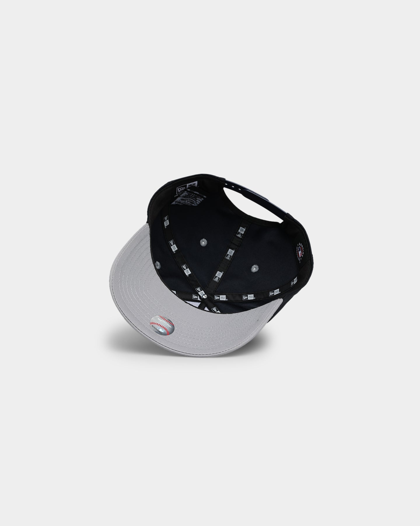 New Era Los Angeles Lakers 'Retro Black Prolight' Golfer Snapback Black