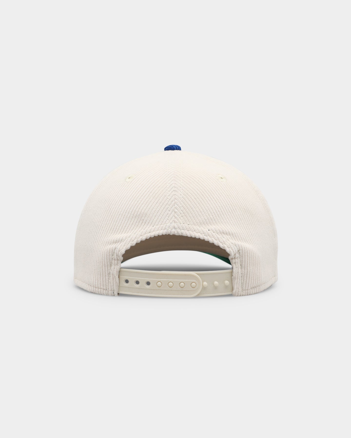 New Era Atlanta Braves 'Throwback Corduroy' Golfer Snapback White