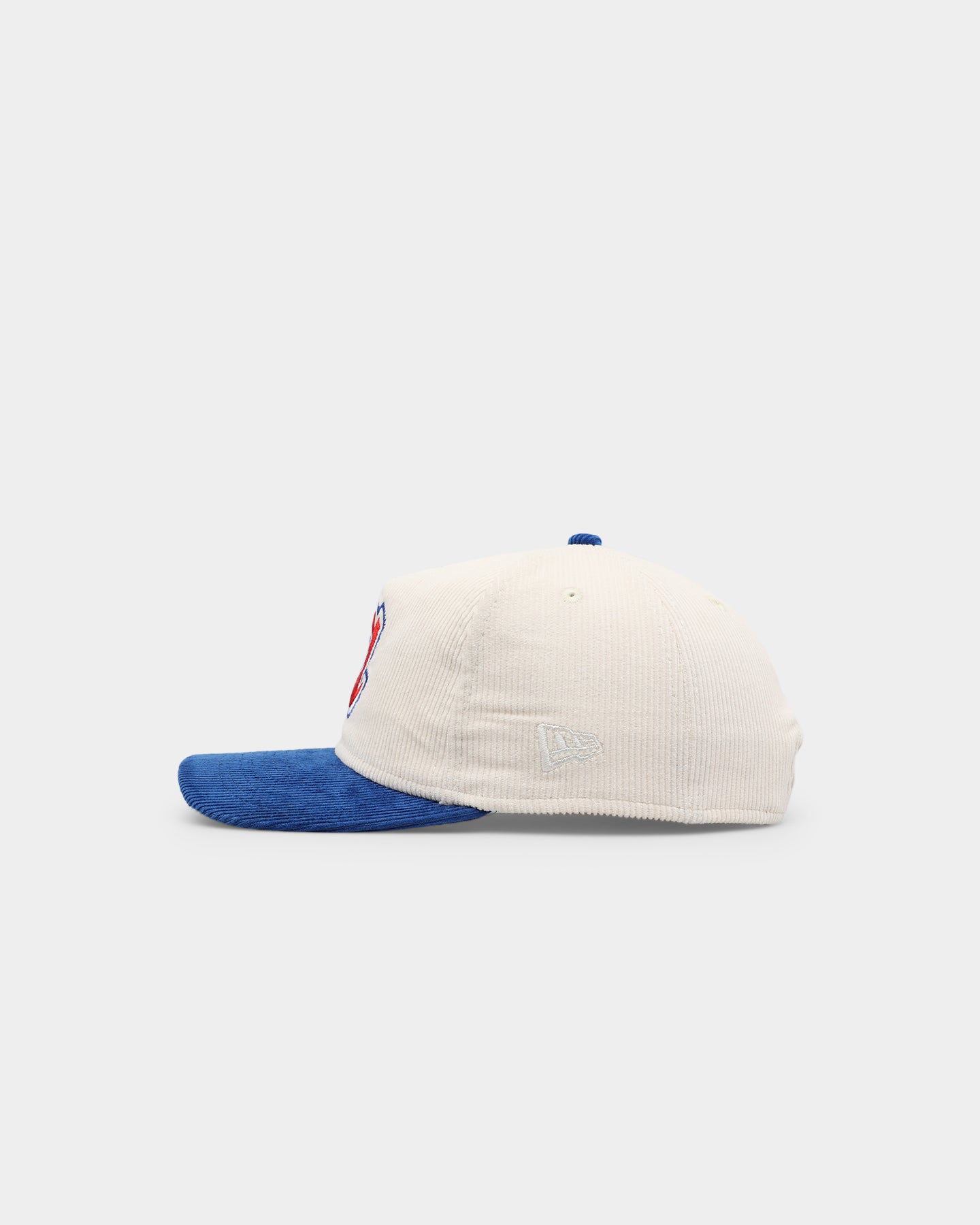 New Era Atlanta Braves 'Throwback Corduroy' Golfer Snapback White