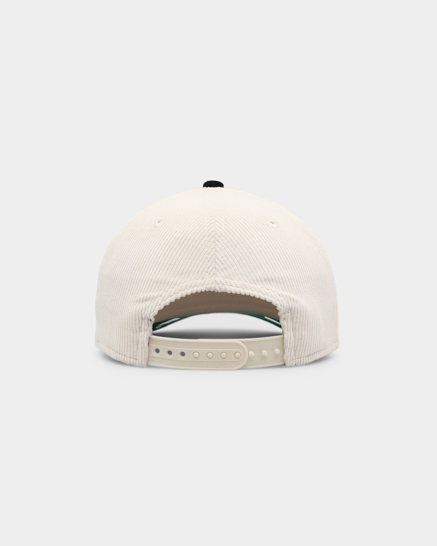 New Era Oakland Raiders 'Throwback Corduroy' Golfer Snapback White