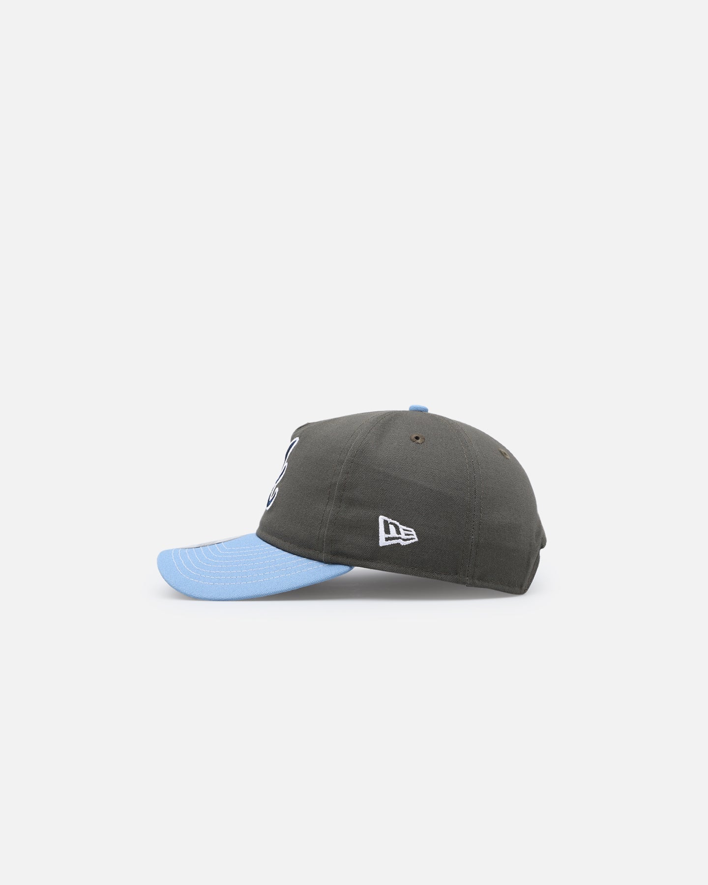 New Era Atlanta Braves 'Contrast Visor' Pre-Curved Golfer Snapback Moss/Sky