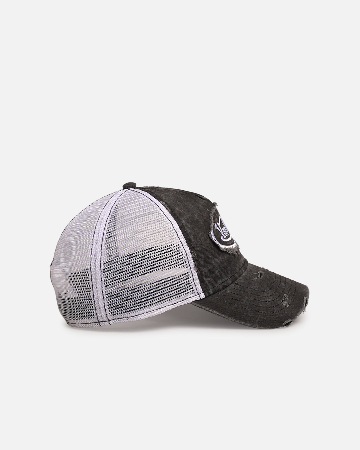 Von Dutch Destroyed Twill Trucker Snapback Washed Black