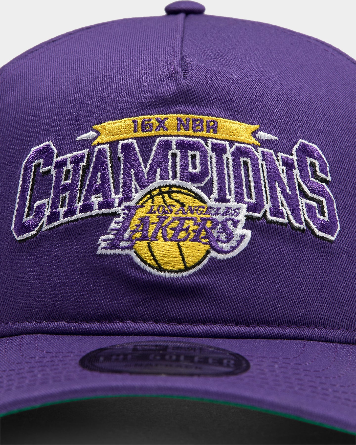 New Era Los Angeles Lakers 16X Champs Old Golfer Snapback Purple/OTC