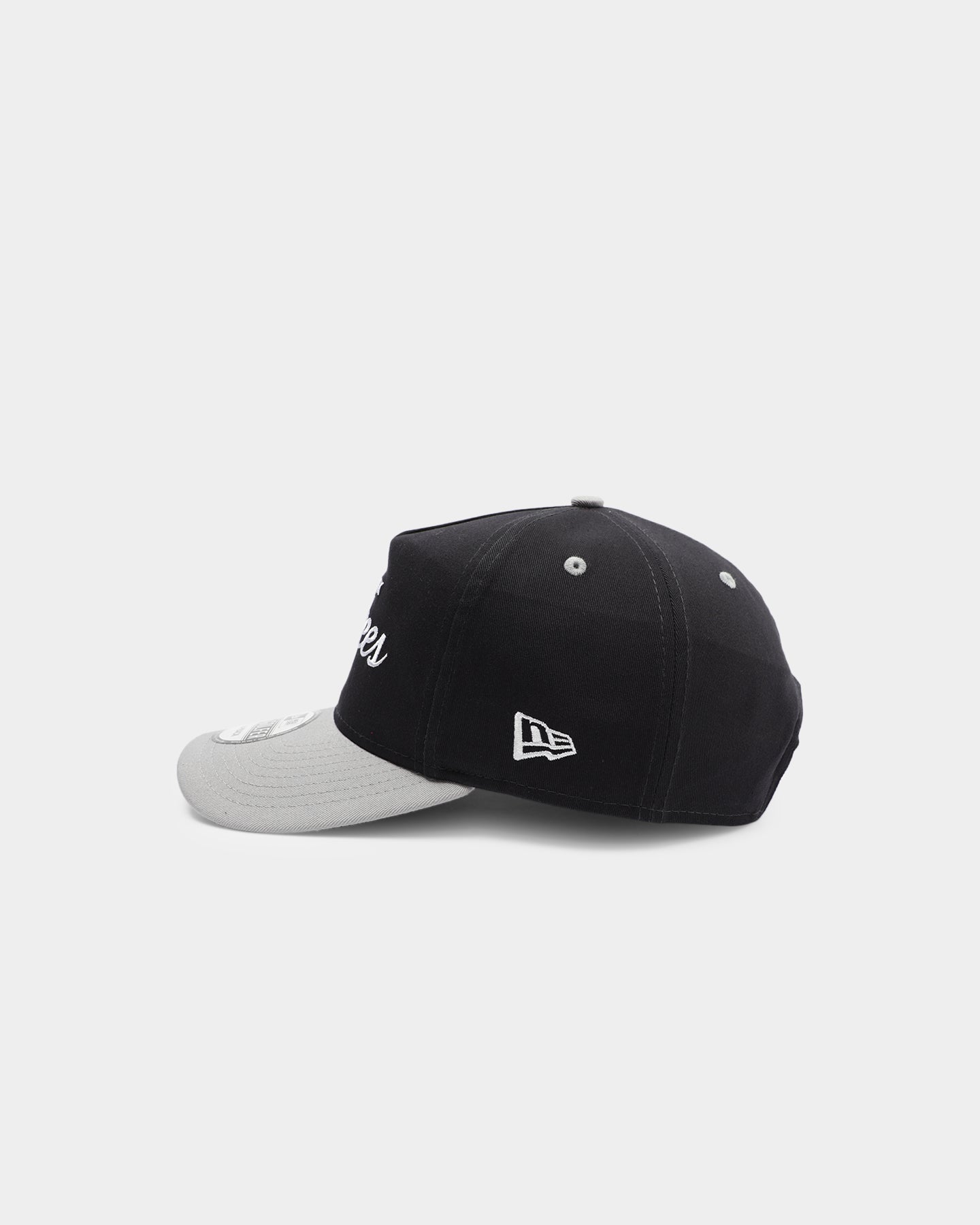 New Era New York Yankees 2-Tone Script Old Golfer Snapback Navy/Grey