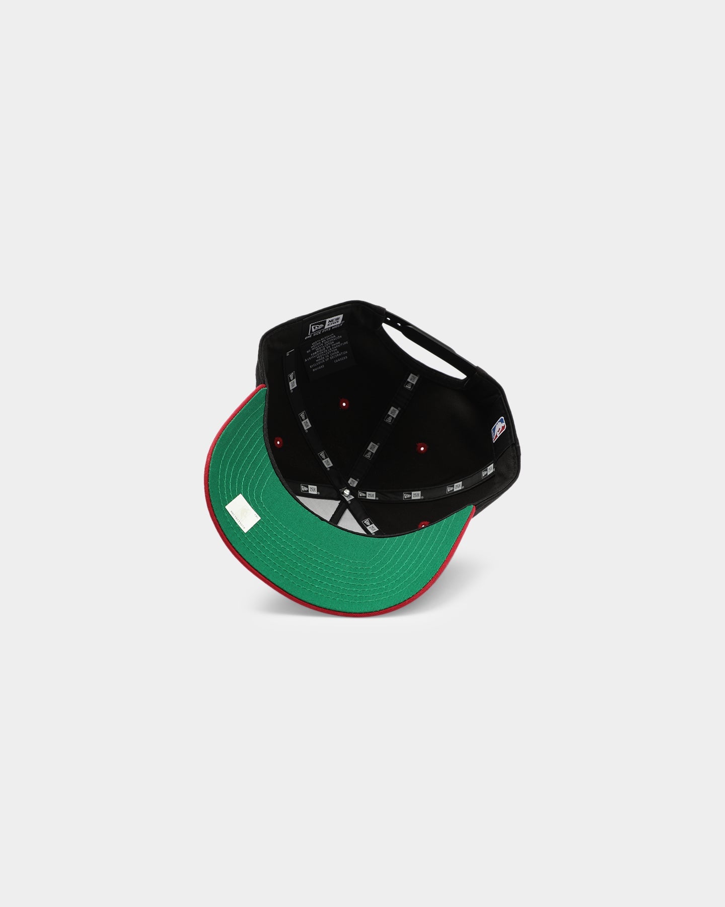 New Era Miami Heat 2-Tone Script Old Golfer Snapback Black/Maroon