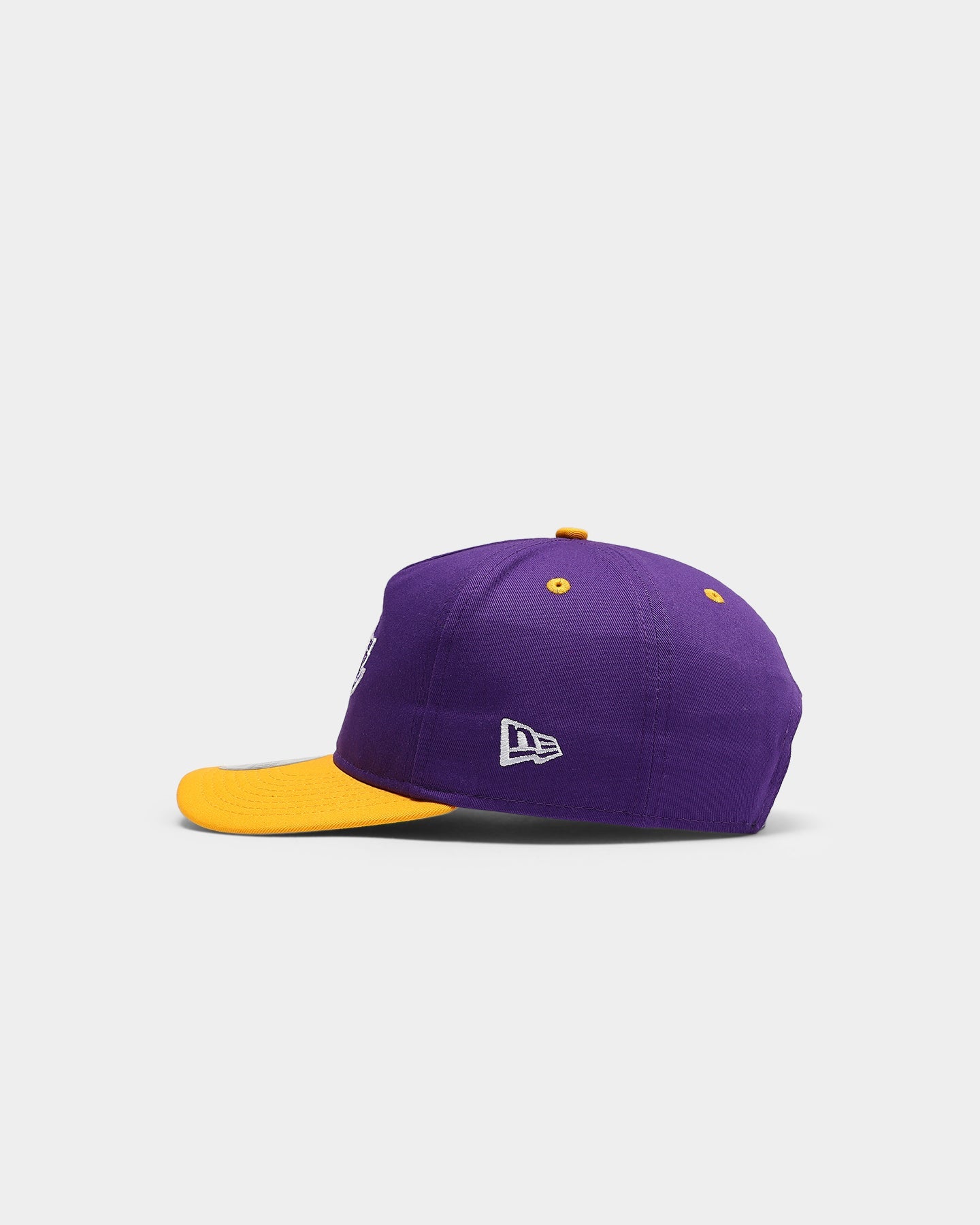 New Era Los Angeles Lakers Old Golfer Snapback Purple/Yellow