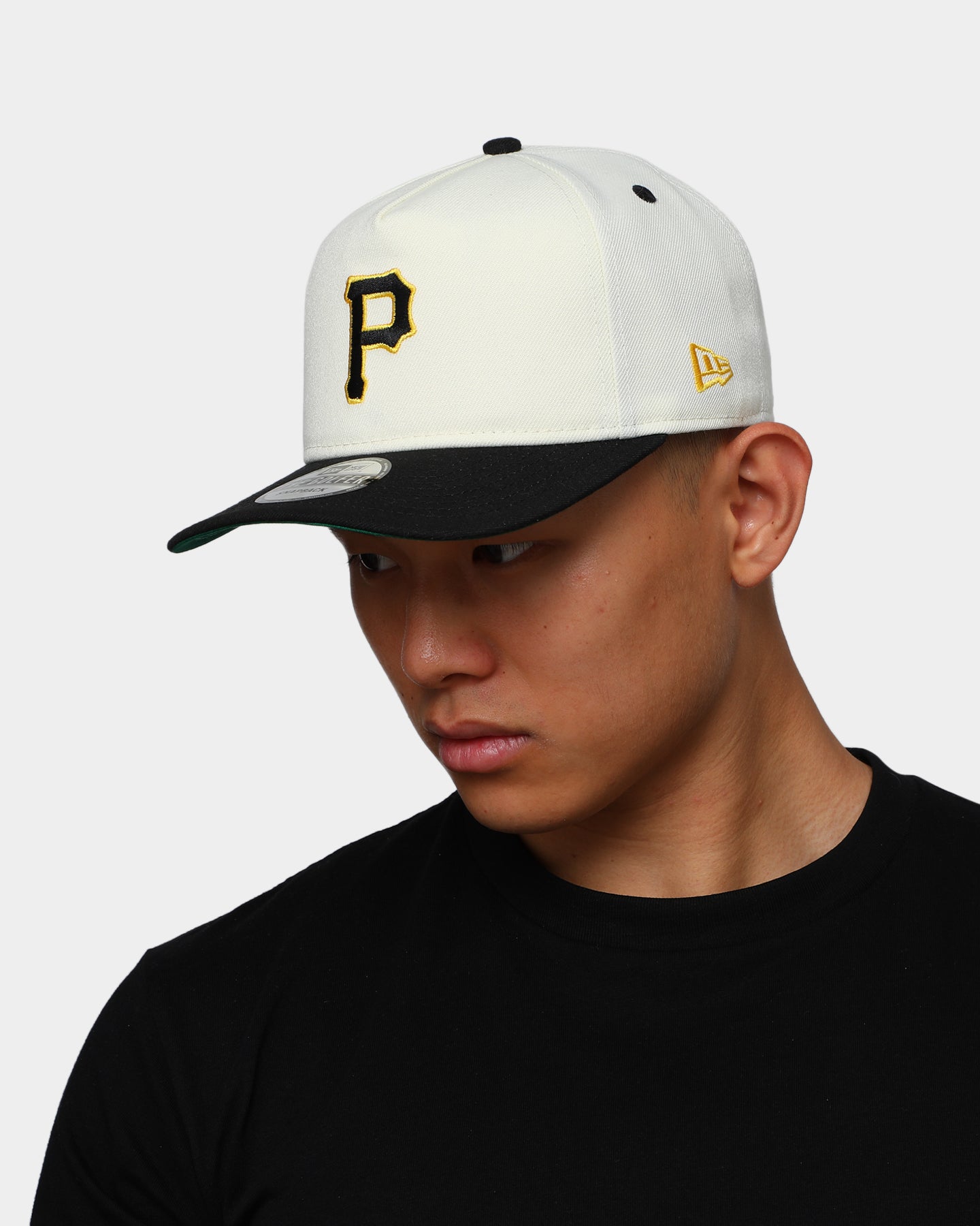 New Era Pittsburgh Pirates Old Golfer Snapback Off White