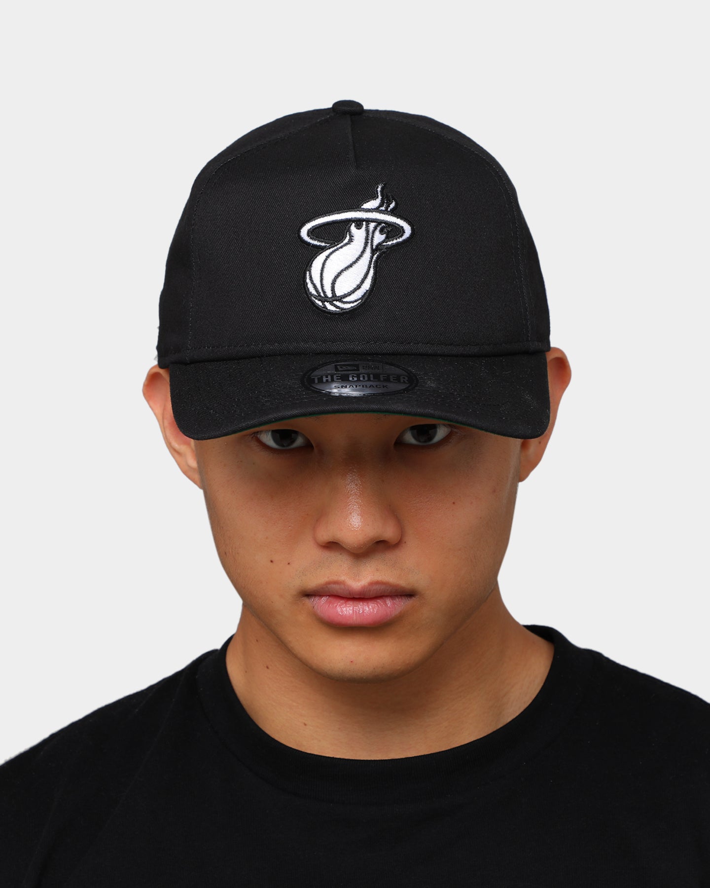 New Era Men's Miami Heat Old Golfer Snapback Black/White