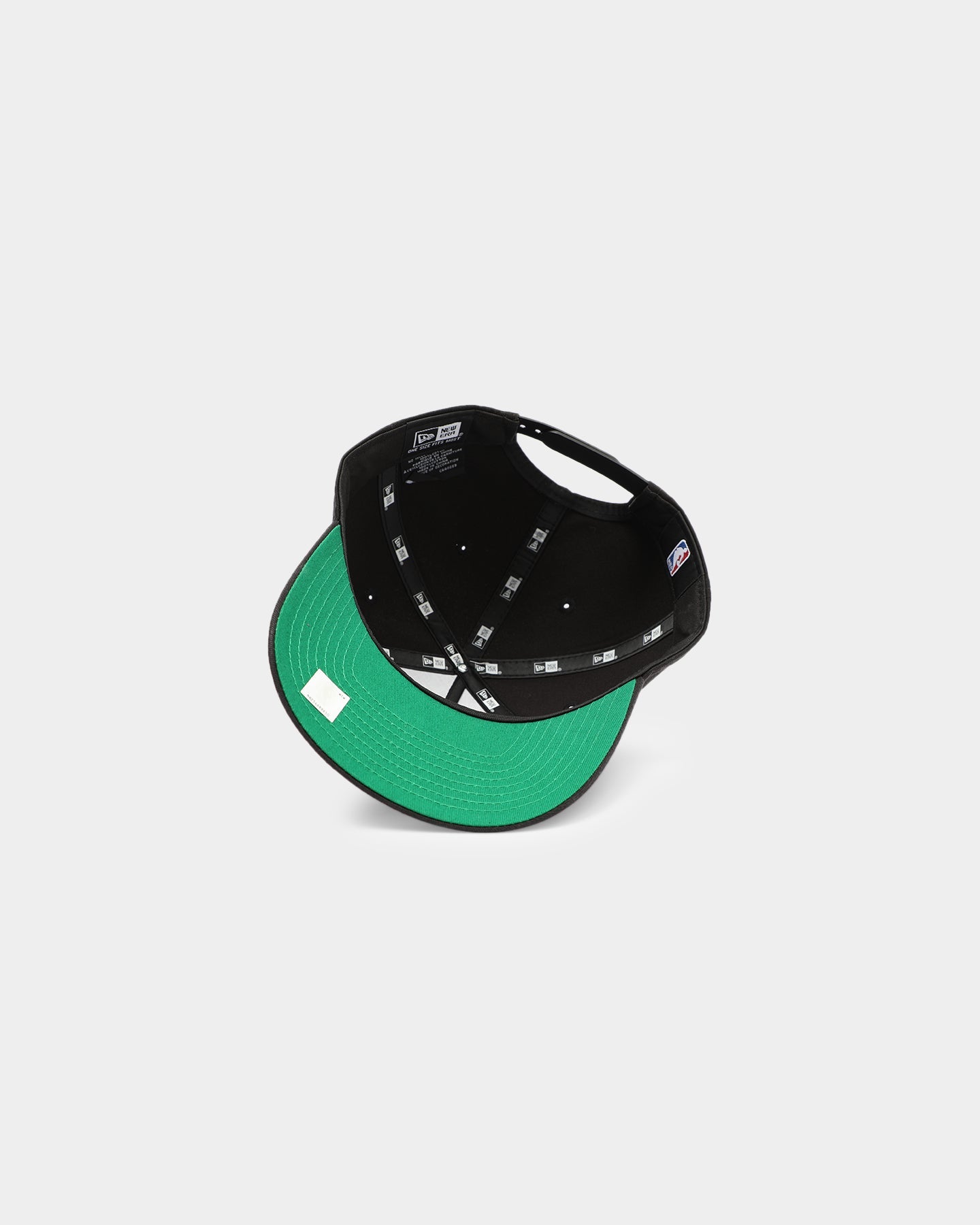New Era Men's Miami Heat Old Golfer Snapback Black/White
