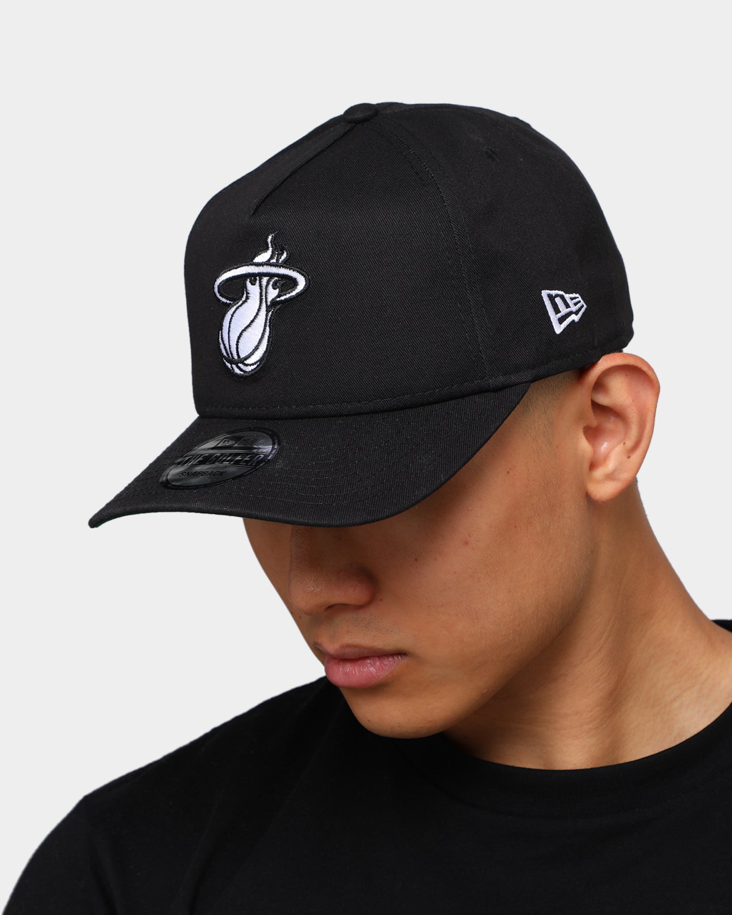 New Era Men's Miami Heat Old Golfer Snapback Black/White