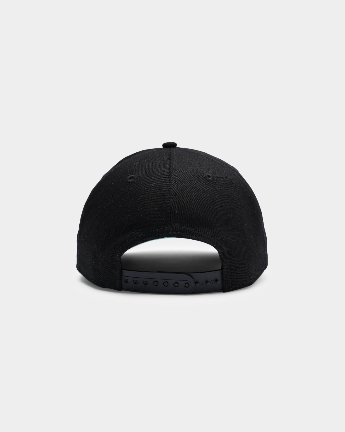 New Era Los Angeles Lakers Coach Script Old Golfer Snapback Black