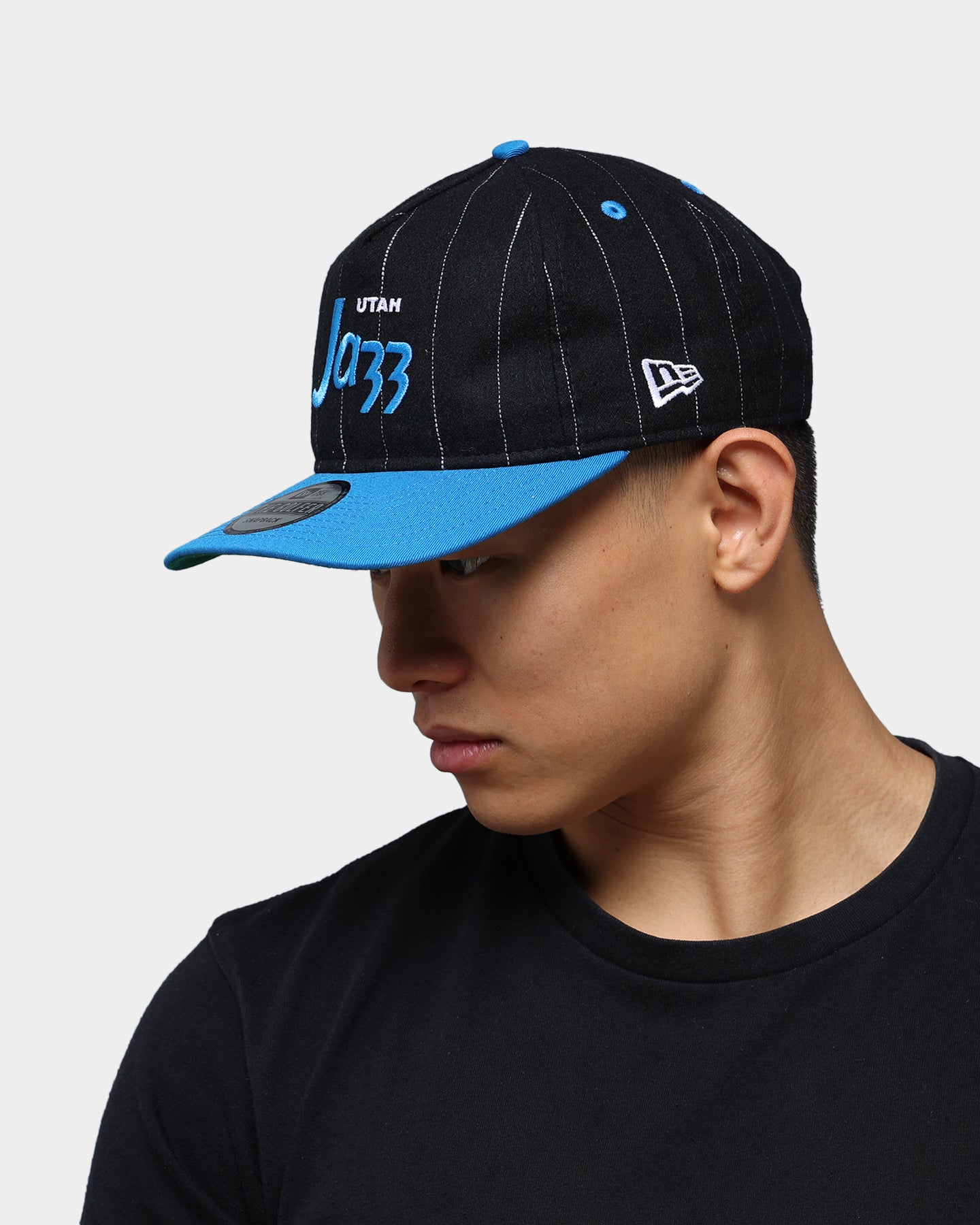 New Era Utah Jazz Pinstripe 2 Tone Old Golfer Snapback Pinstripe