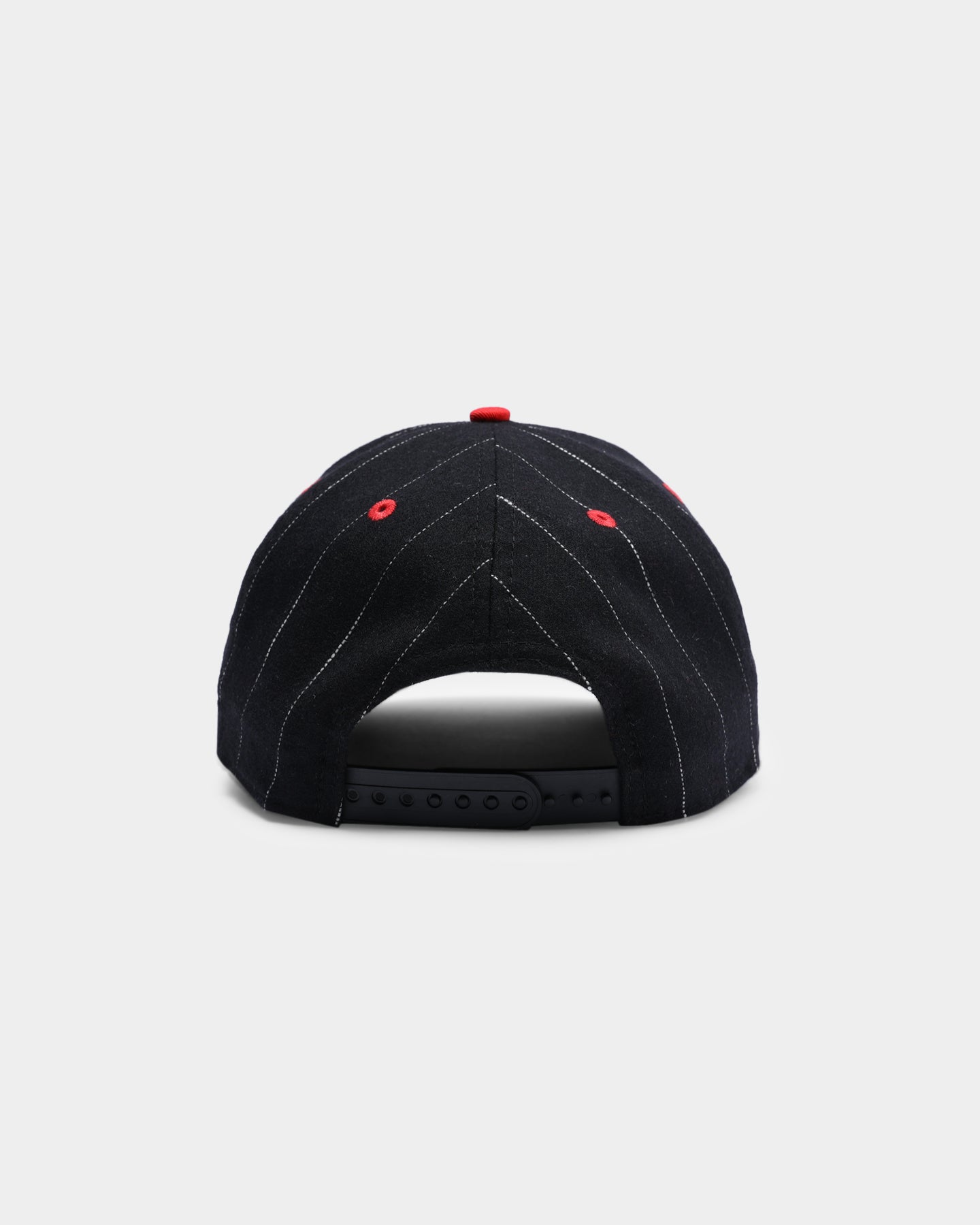 New Era Toronto Raptors Pinstripe 2 Tone Old Golfer Snapback Pinstripe