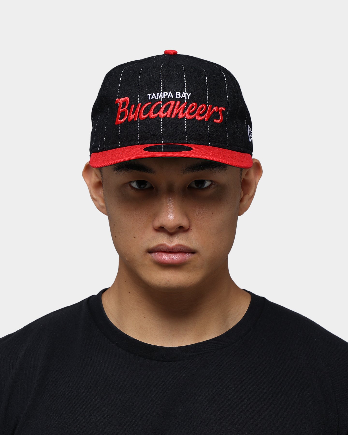 New Era Tampa Bay Buccaneers Pinstripe 2 Tone Old Golfer Snapback Pinstripe