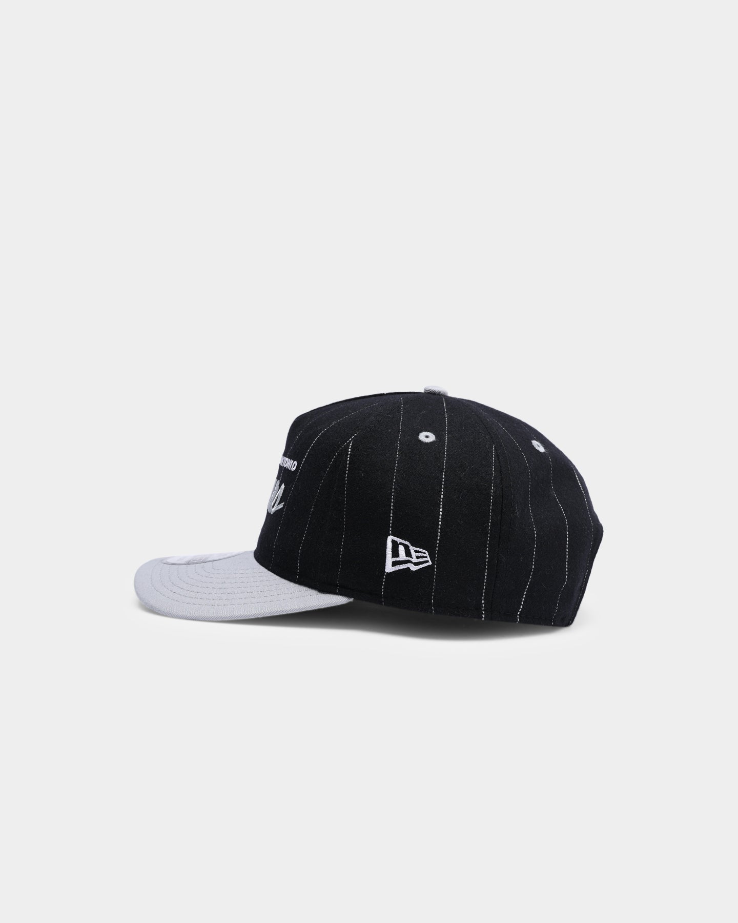 New Era San Antonio Spurs Pinstripe 2 Tone Old Golfer Snapback Pinstripe