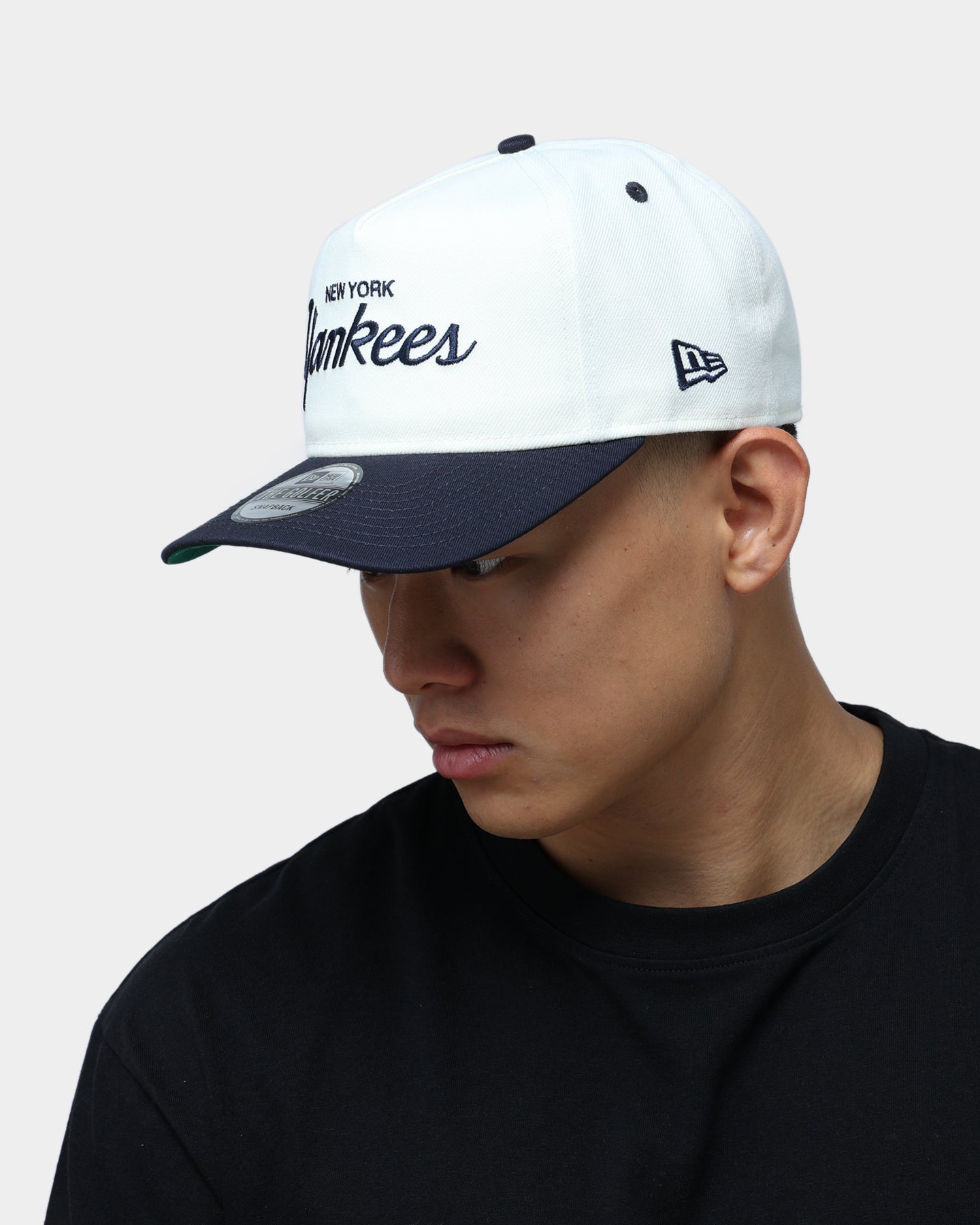 New Era New York Yankees Off White Script Old Golfer Snapback Off White