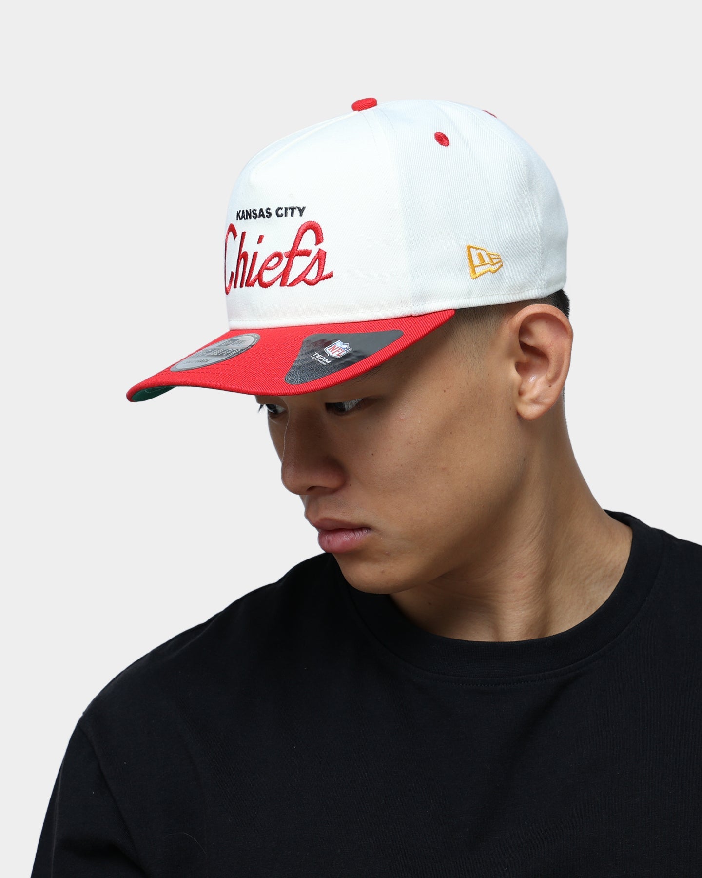 New Era Kansas City Chiefs Off White Script Old Golfer Snapback Off White
