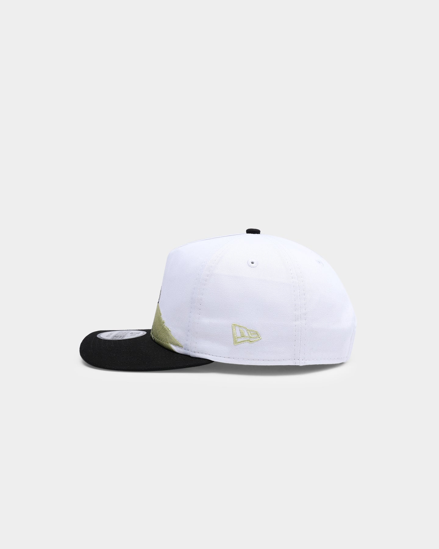 New Era New Orleans Saints Paint Stripe Old Golfer Snapback Paint Brush