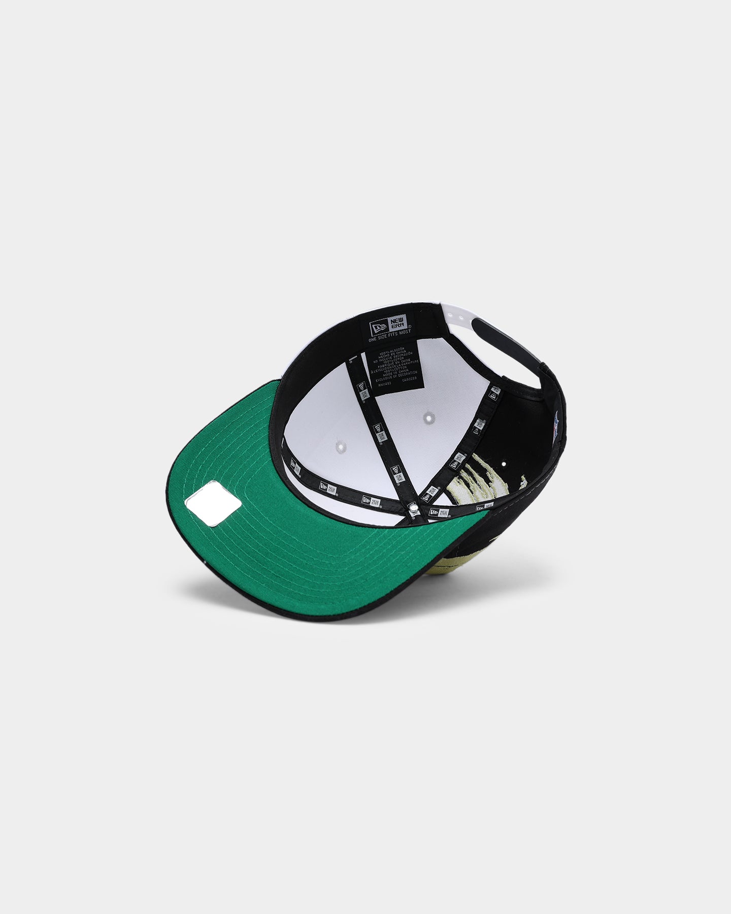 New Era New Orleans Saints Paint Stripe Old Golfer Snapback Paint Brush