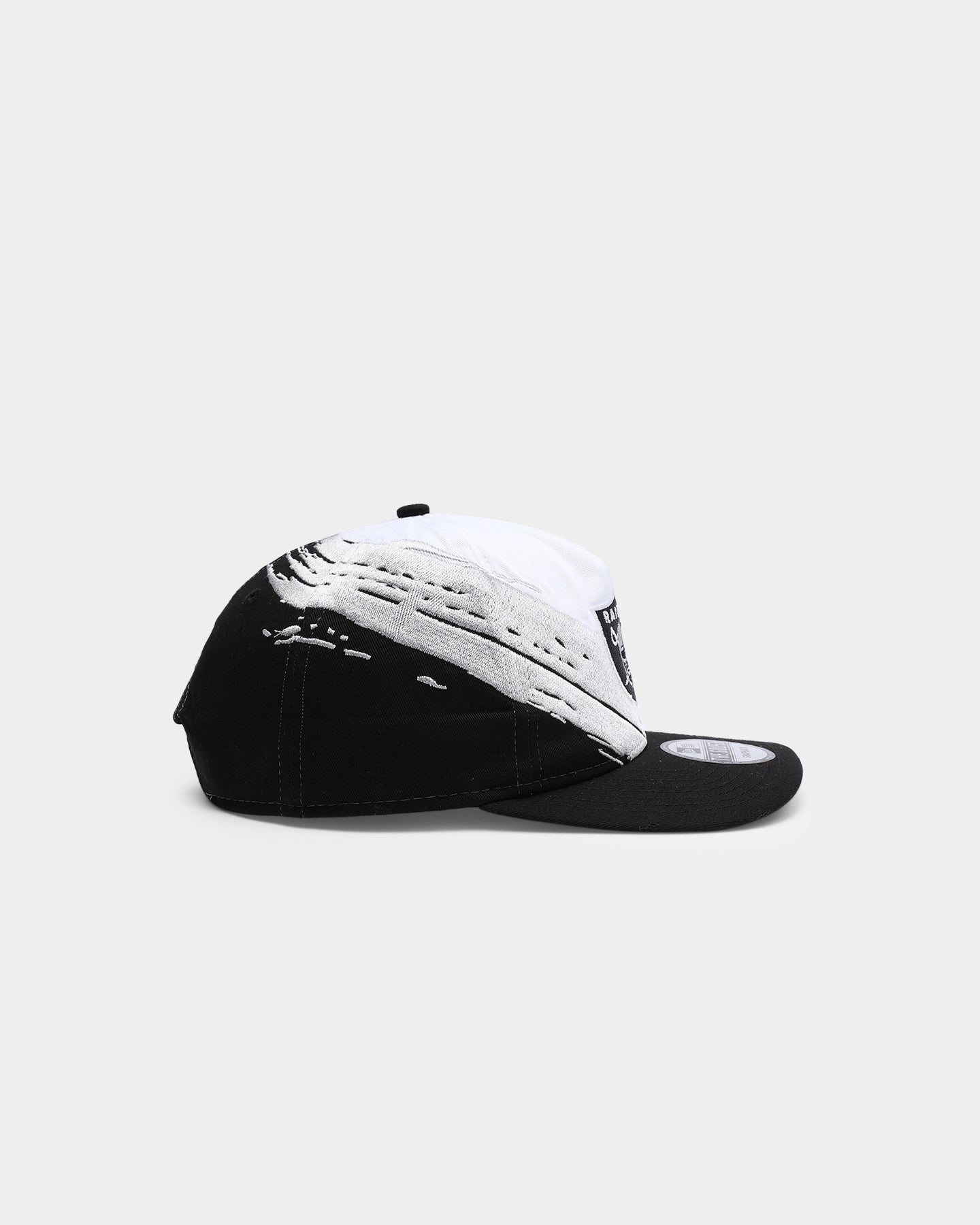 New Era Las Vegas Raiders Paint Stripe Old Golfer Snapback Paint Brush