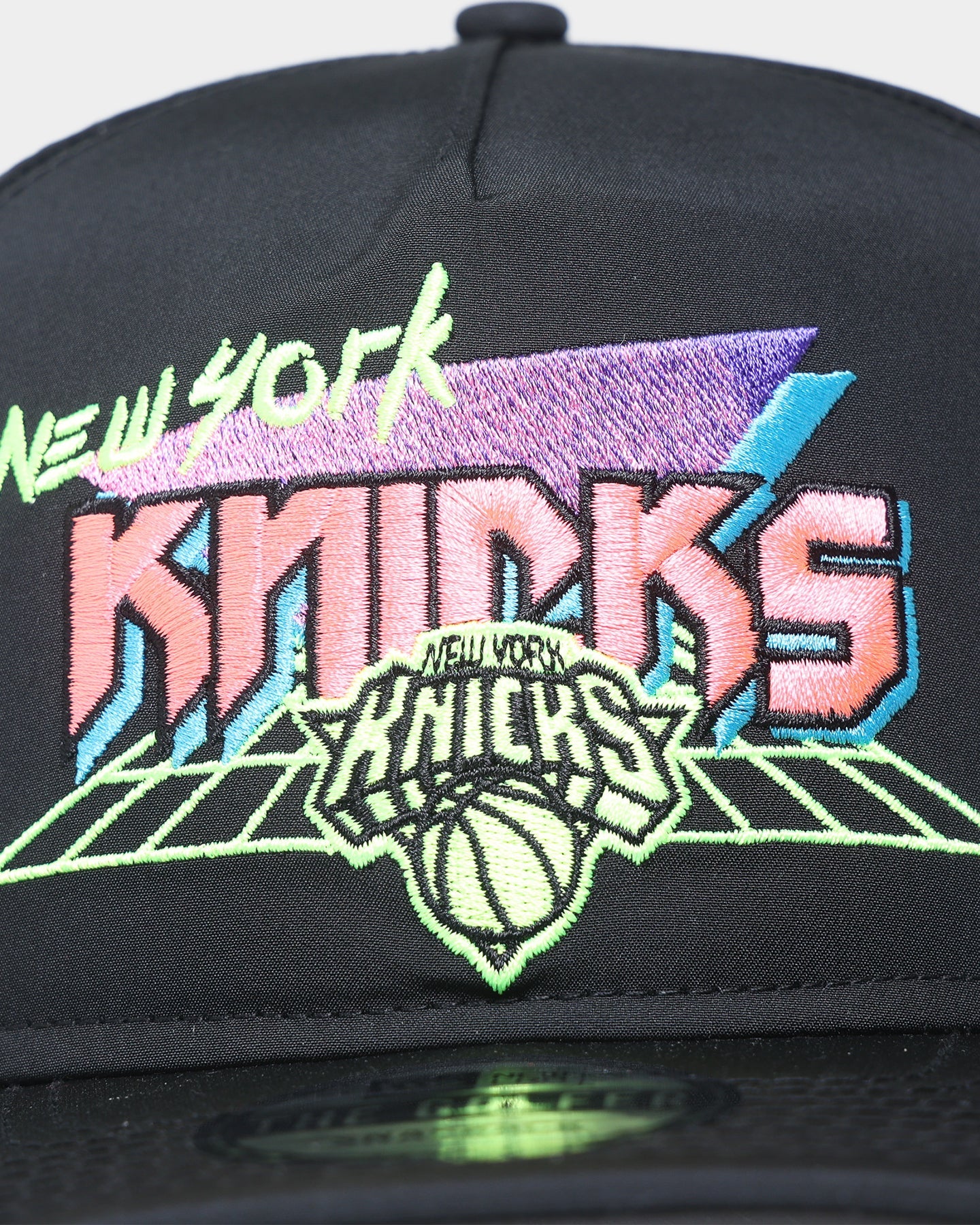 New Era New York Knicks "Retro Arcade Prolight" Old Golfer Snapback Black