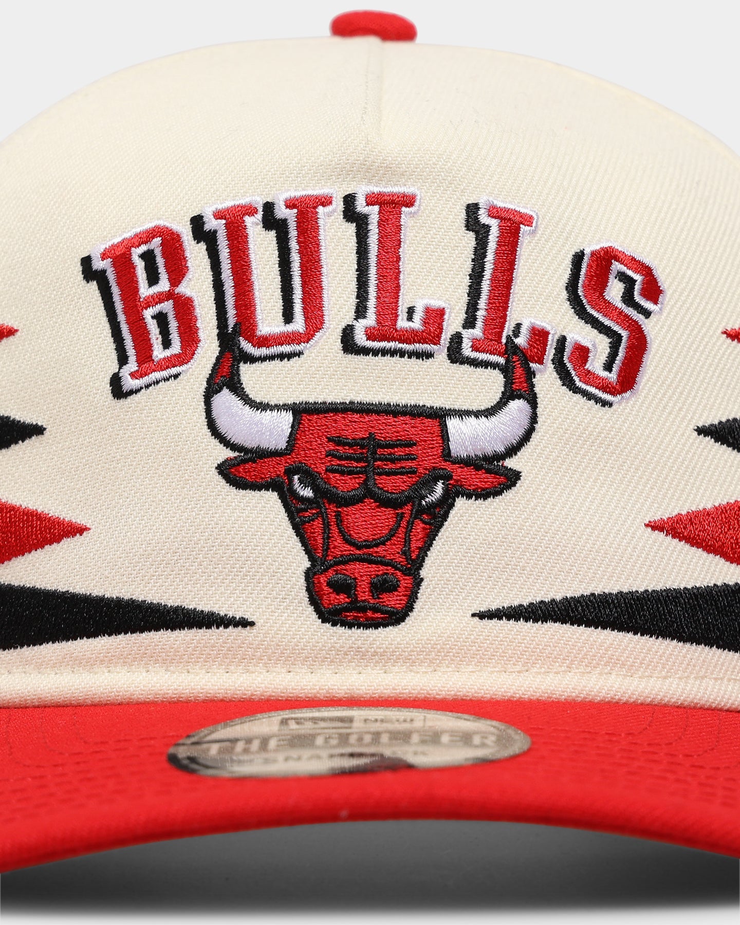 New Era Chicago Bulls "Off-White Diamond" Old Golfer Snapback Red/Black