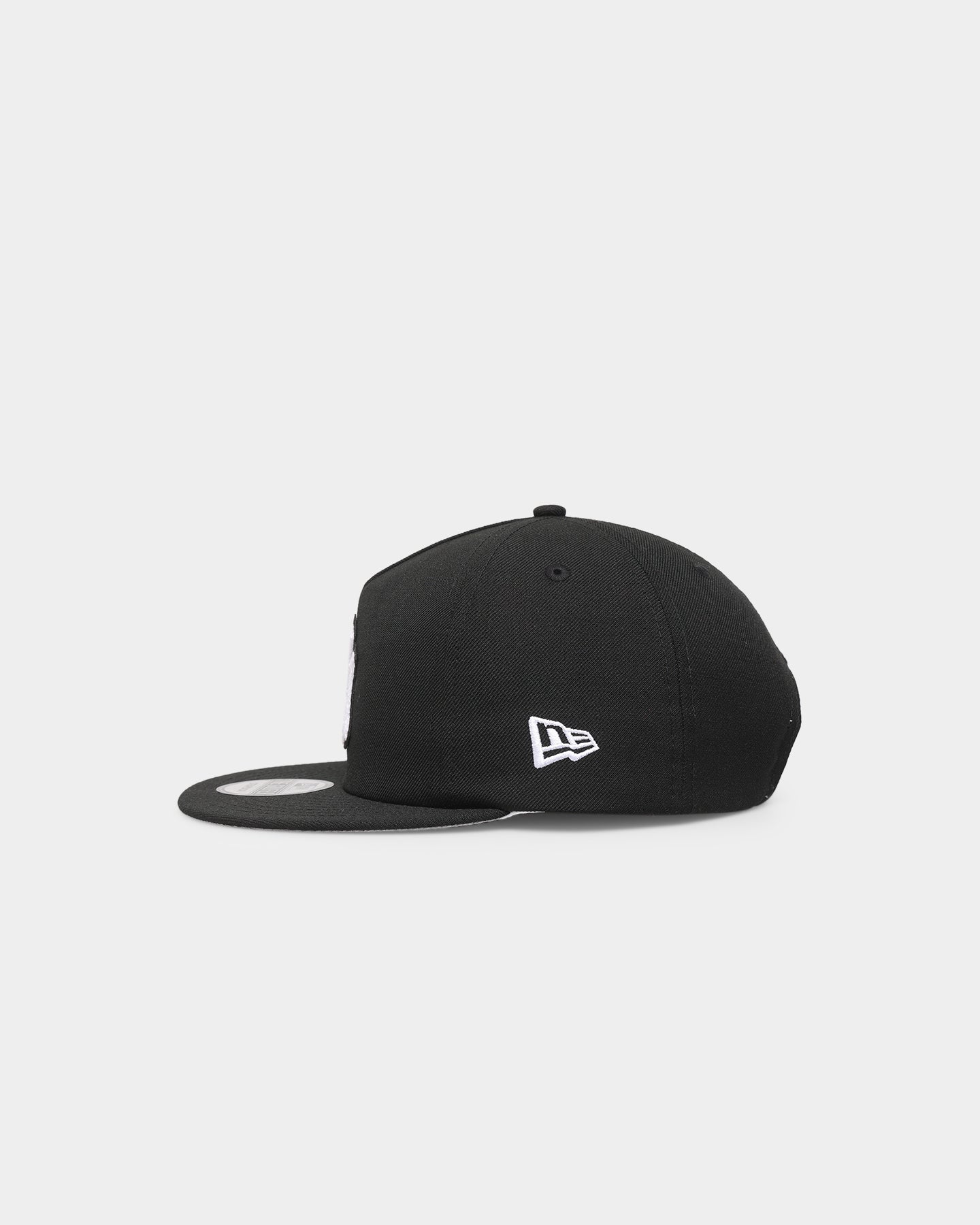 New Era New York Yankees 'Chenille' The Golfer Strapback Black