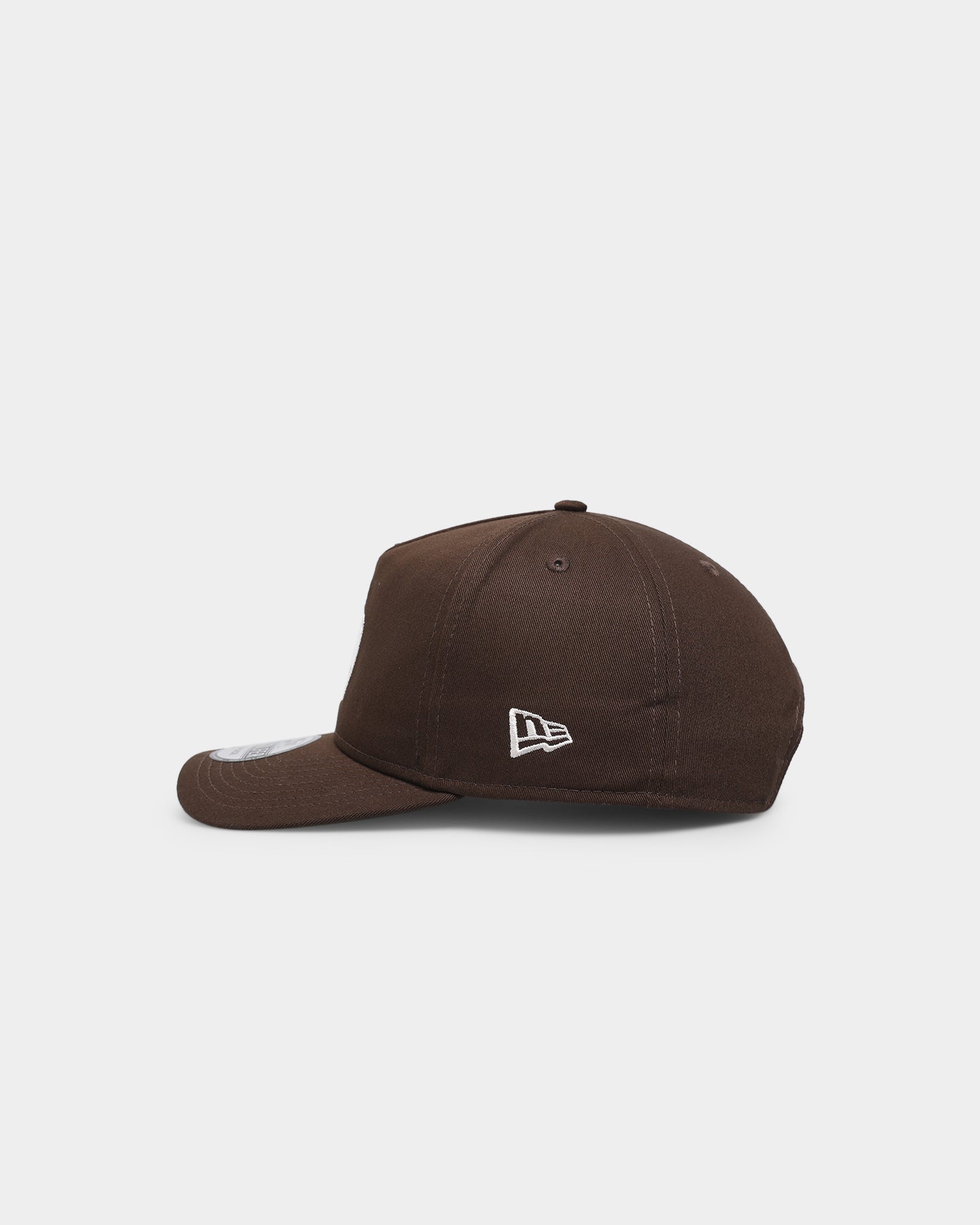 New Era San Diego Padres 'Chainstitch Team Logo' Old Golfer Snapback Original Team Colours