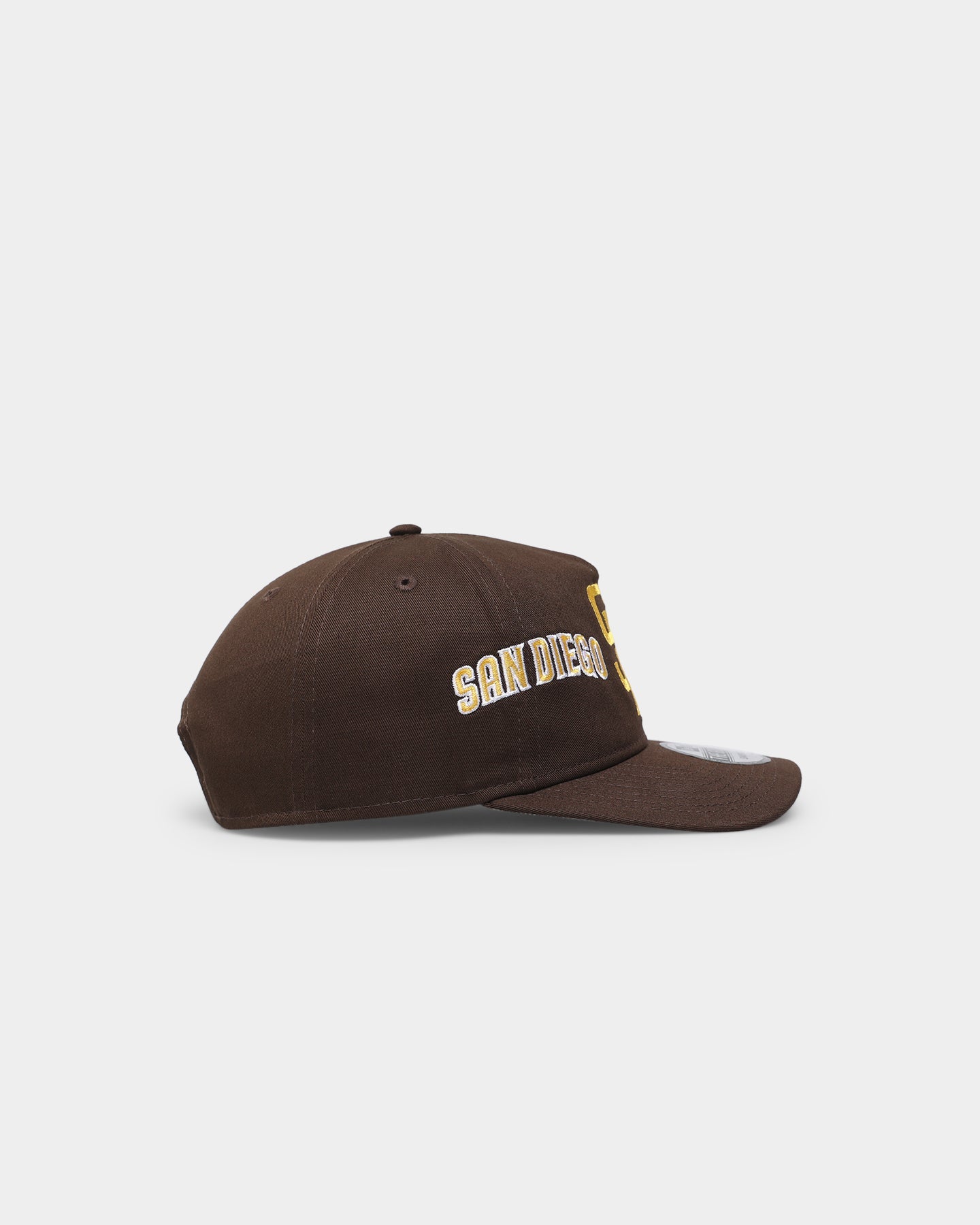 New Era San Diego Padres 'Shadow Team Logo' Old Golfer Snapback Original Team Colours