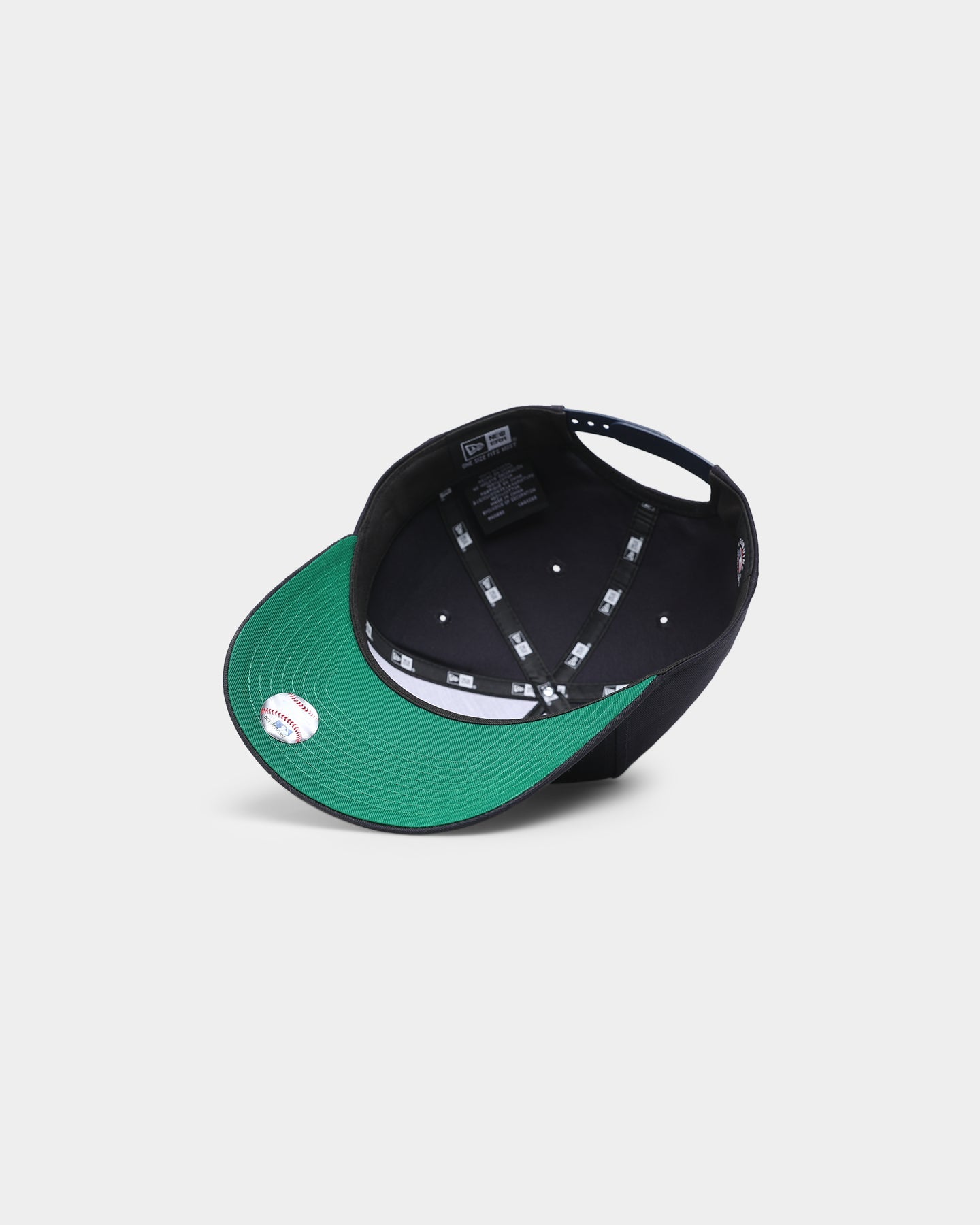 New Era New York Yankees 'Chainstitch Team Logo' Old Golfer Snapback Original Team Colours