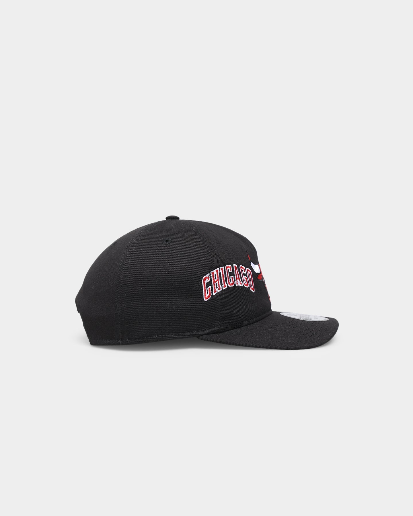New Era Chicago Bulls 'Shadow Team Logo' Old Golfer Snapback Original Team Colour