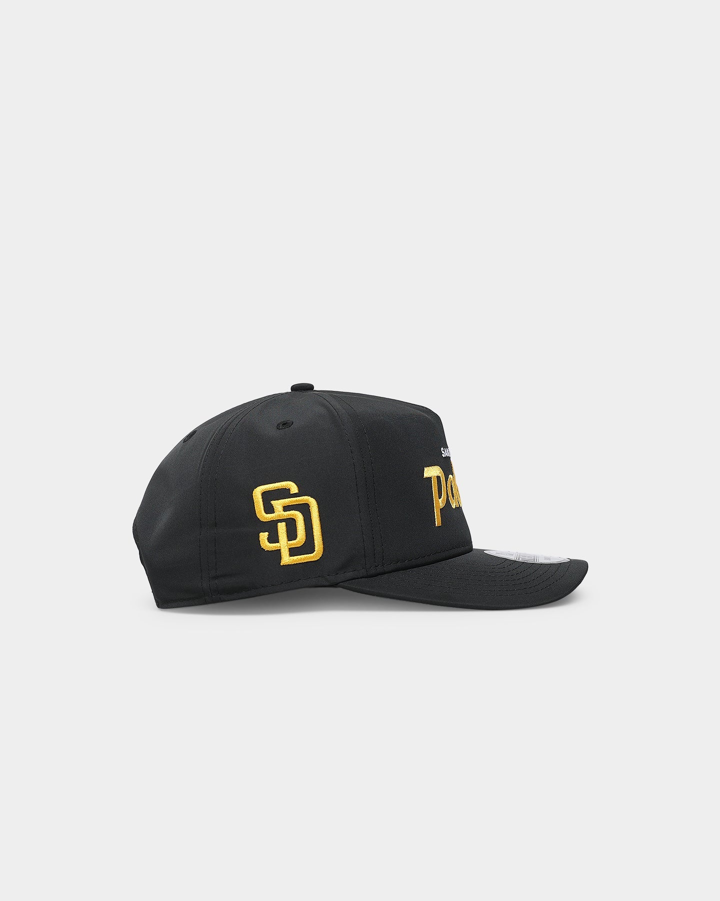 New Era San Diego Padres 'Black Team Script' Prolight Old Golfer Snapback Black