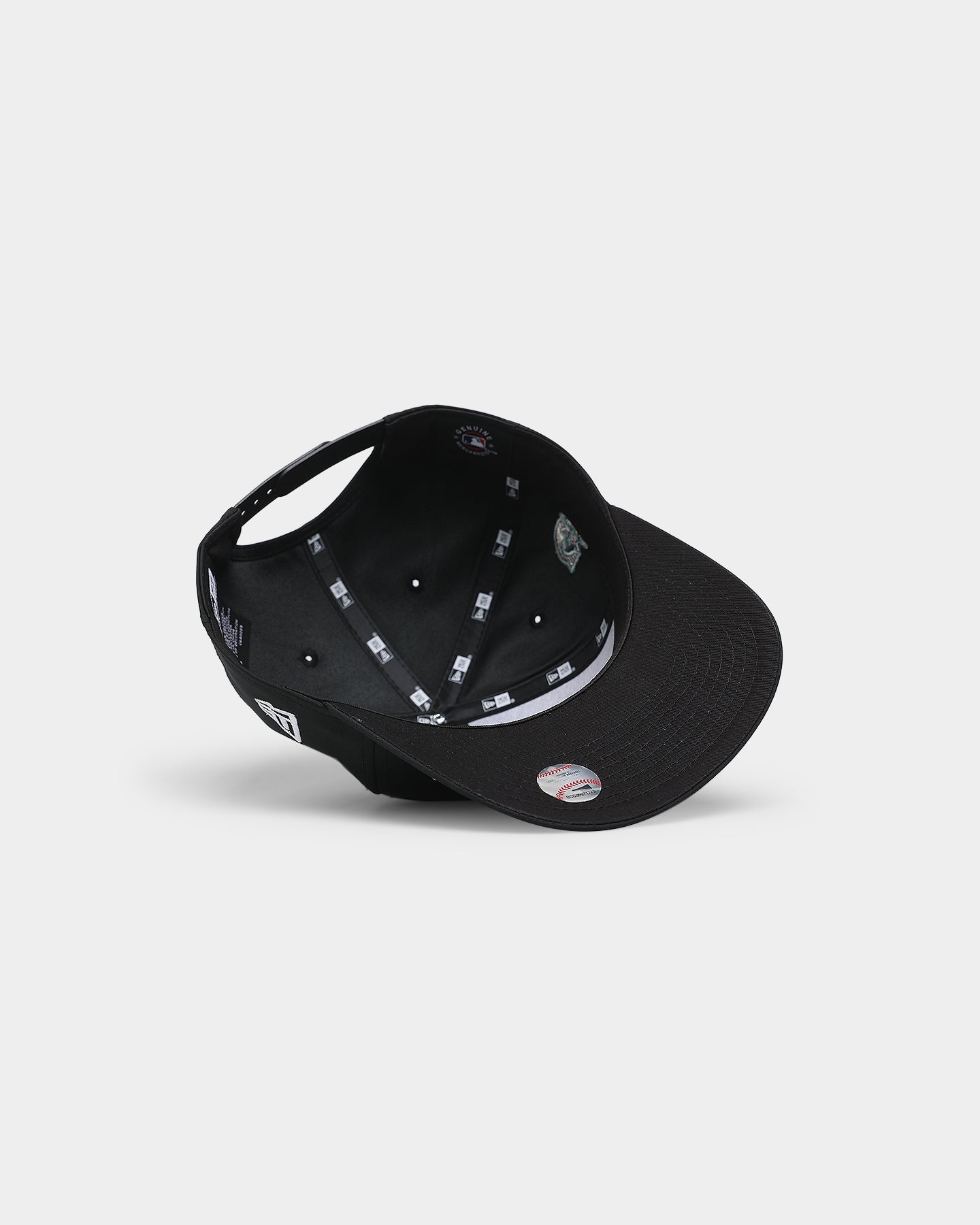 New Era San Diego Padres 'Black Team Script' Prolight Old Golfer Snapback Black