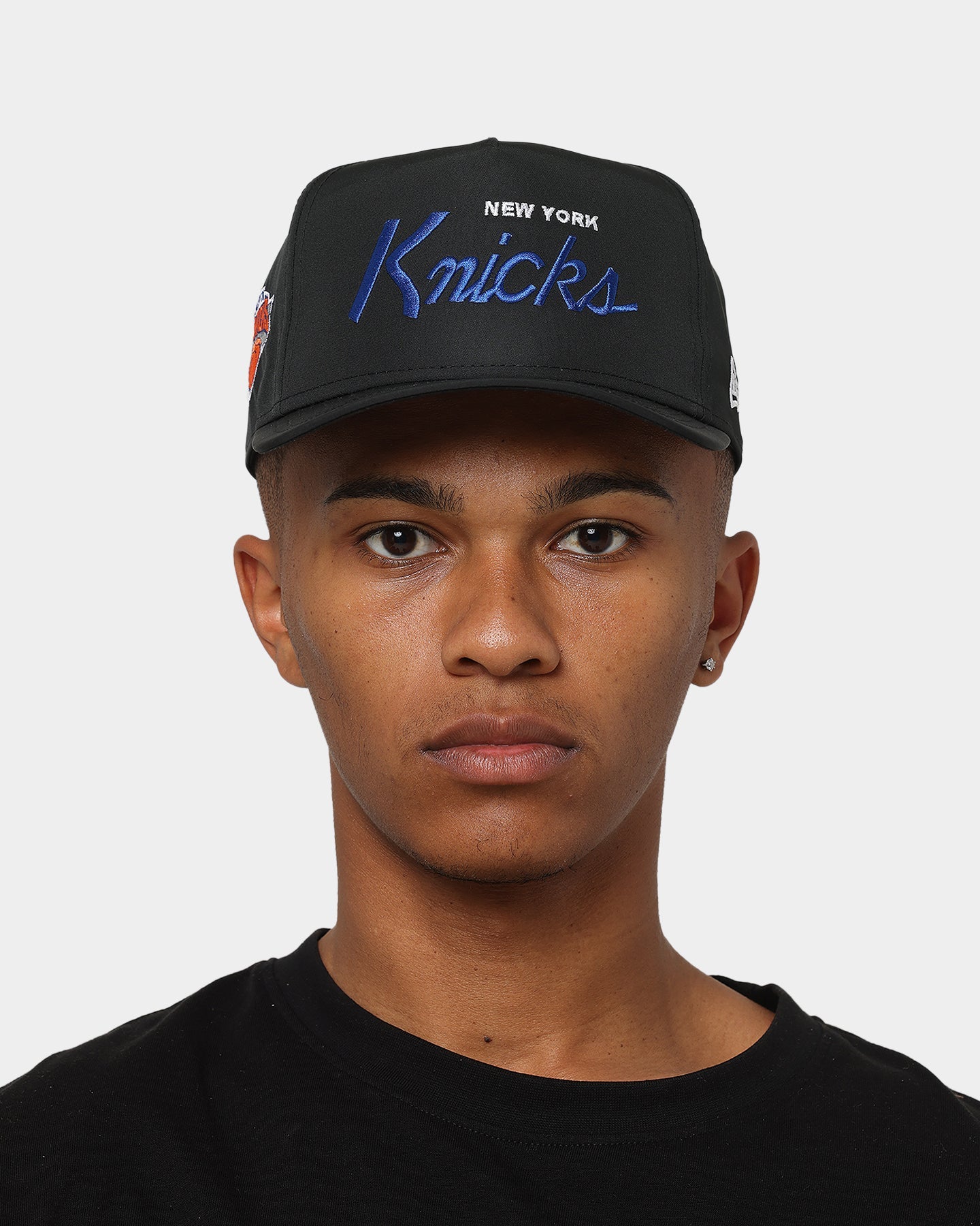 New Era New York Knicks 'Black Team Script' Prolight Old Golfer Snapback Black