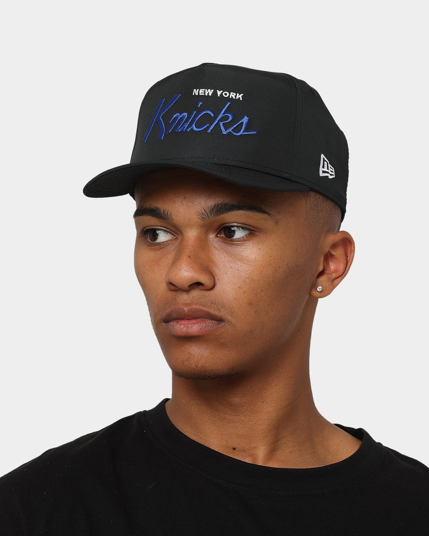 New Era New York Knicks 'Black Team Script' Prolight Old Golfer Snapback Black