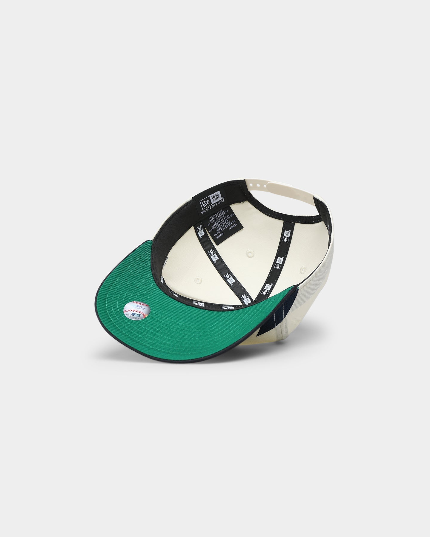 New Era New York Yankees 'Sharktooth Design' Old Golfer Snapback OTC/Sharktooth