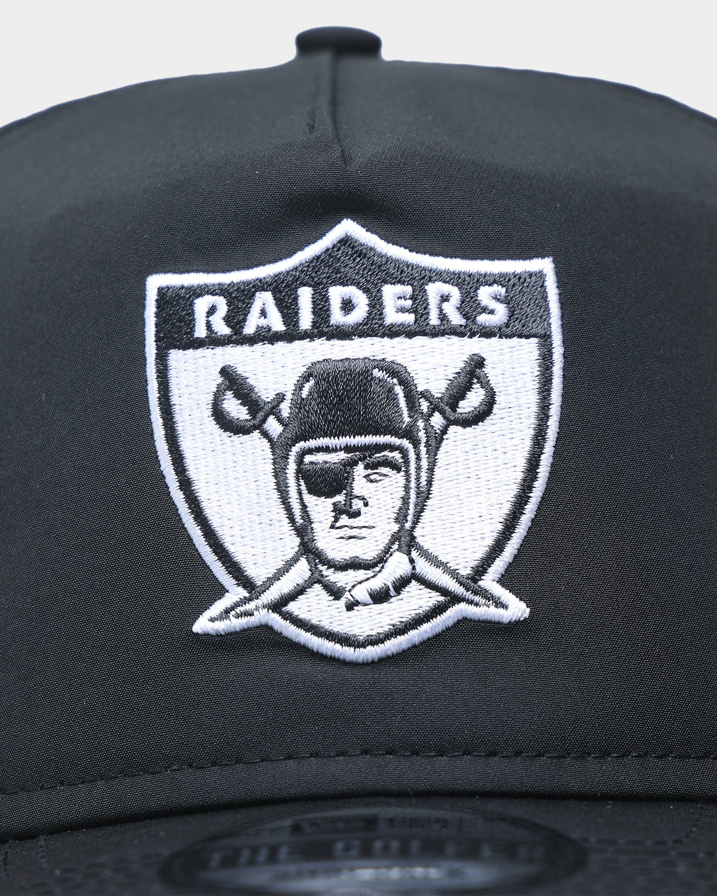 New Era Oakland Raiders 1984 'Black & White World Series' Prolight Old Golfer Snapback Black/White