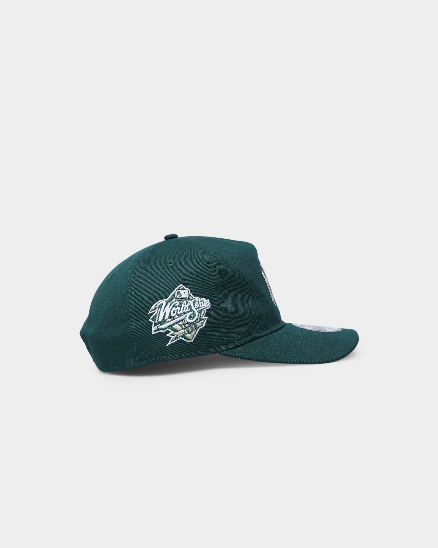 New Era New York Yankees 'Green & Cream' Old Golfer Snapback Dark Green