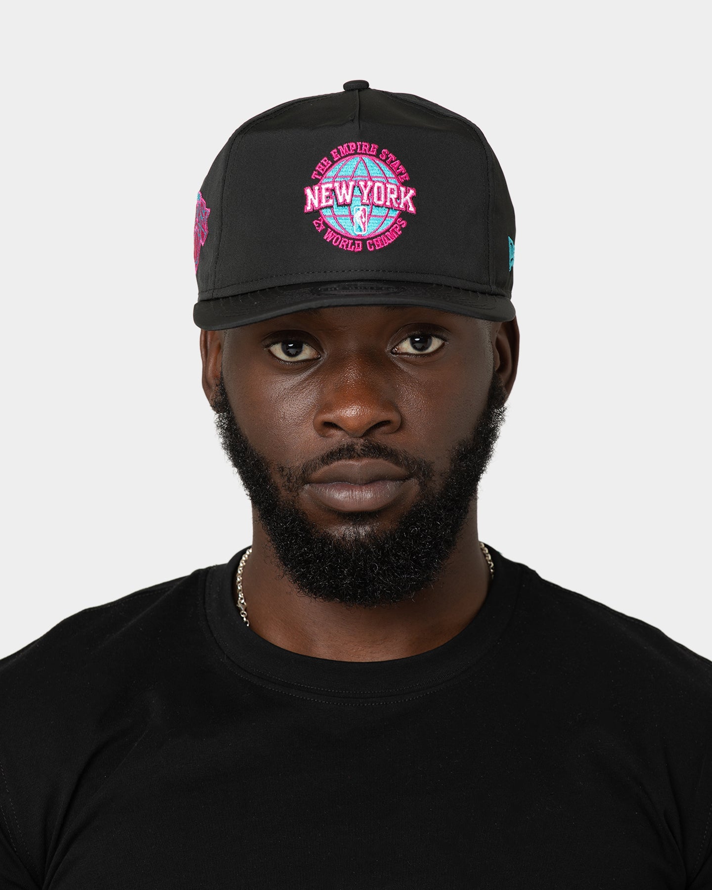 New Era New York Knicks 'Neon Nights' Prolight Old Golfer Snapback Black/Neon