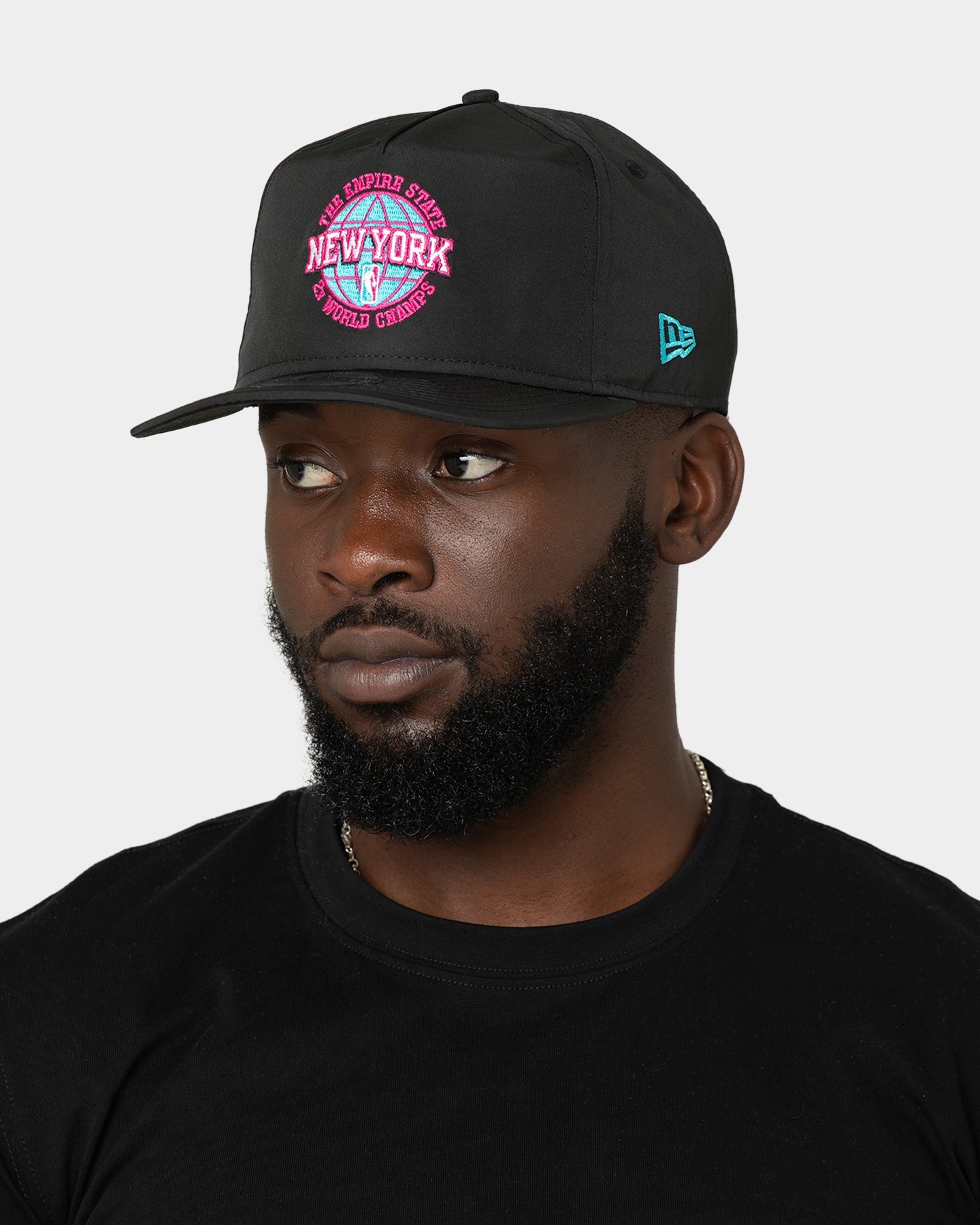 New Era New York Knicks 'Neon Nights' Prolight Old Golfer Snapback Black/Neon