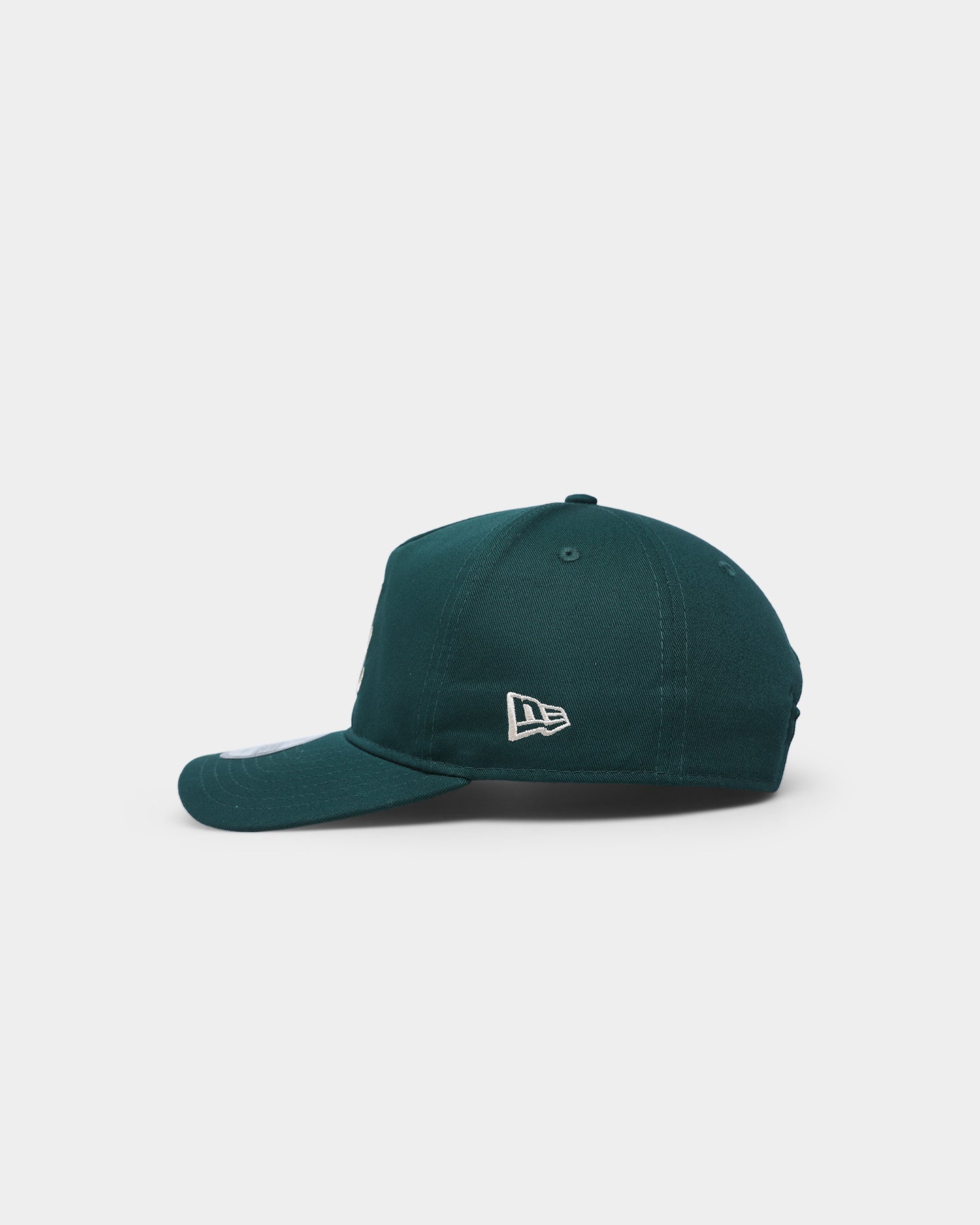 New Era Atlanta Braves 'Green & Cream' Old Golfer Snapback Dark Green