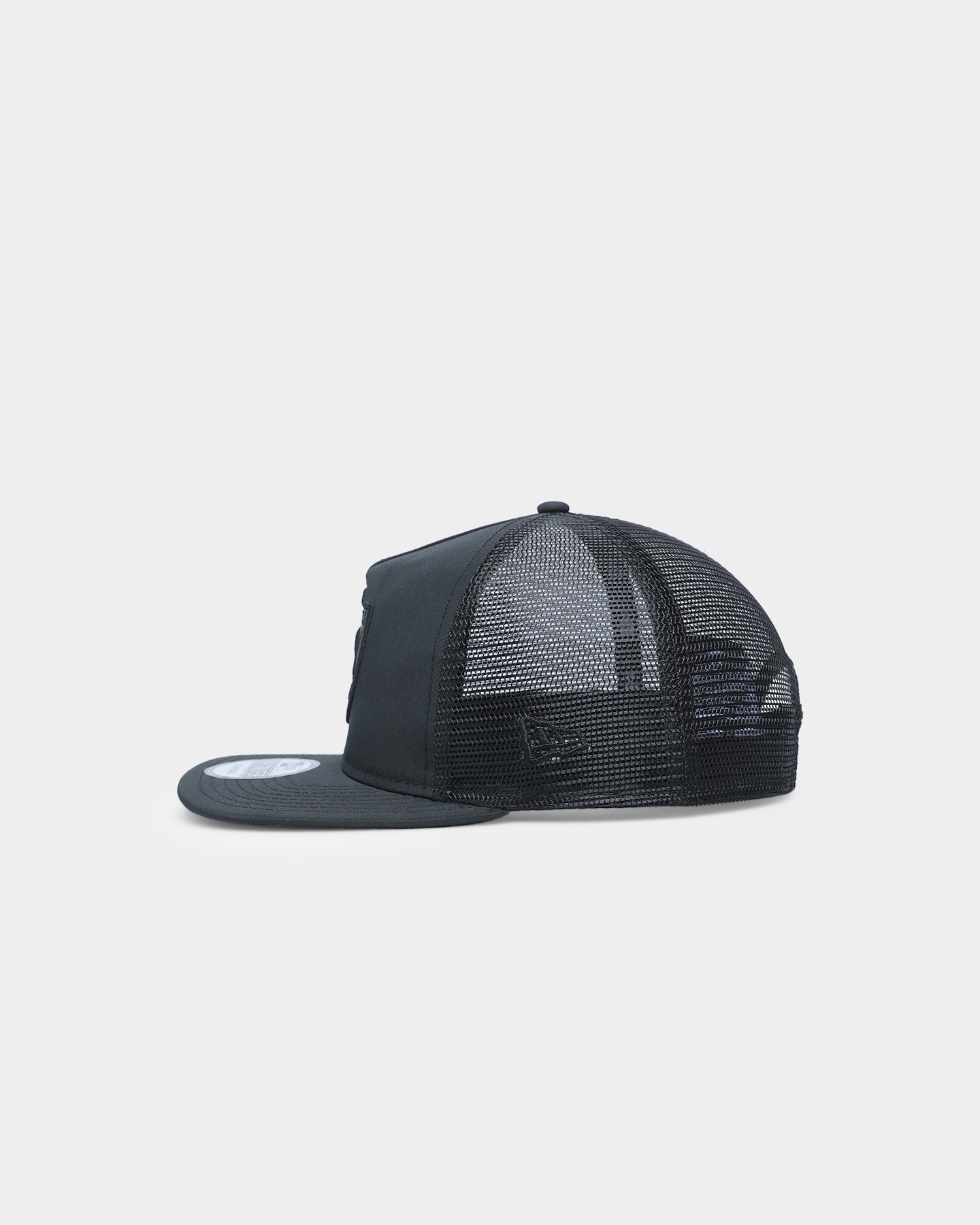 New Era Las Vegas Raiders Trucker Golfer Snapback Black/Black