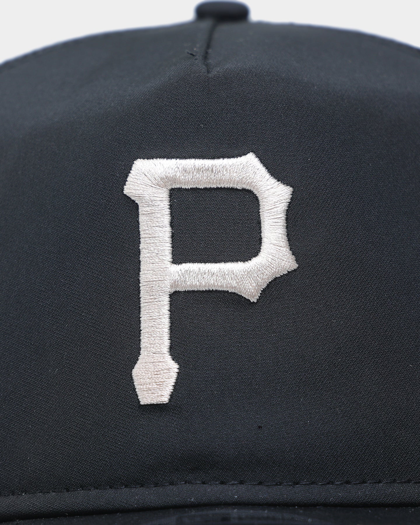 New Era Pittsburgh Pirates 'Black Stone' Prolight Golfer Trucker