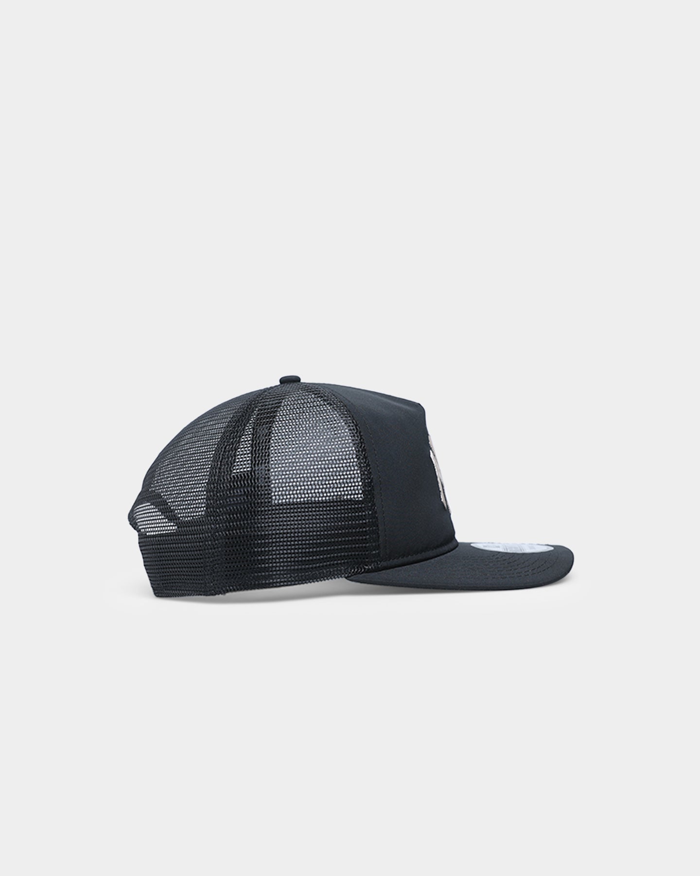 New Era New York Yankees 'Black Stone' Prolight Golfer Trucker Snapback Black/Stone