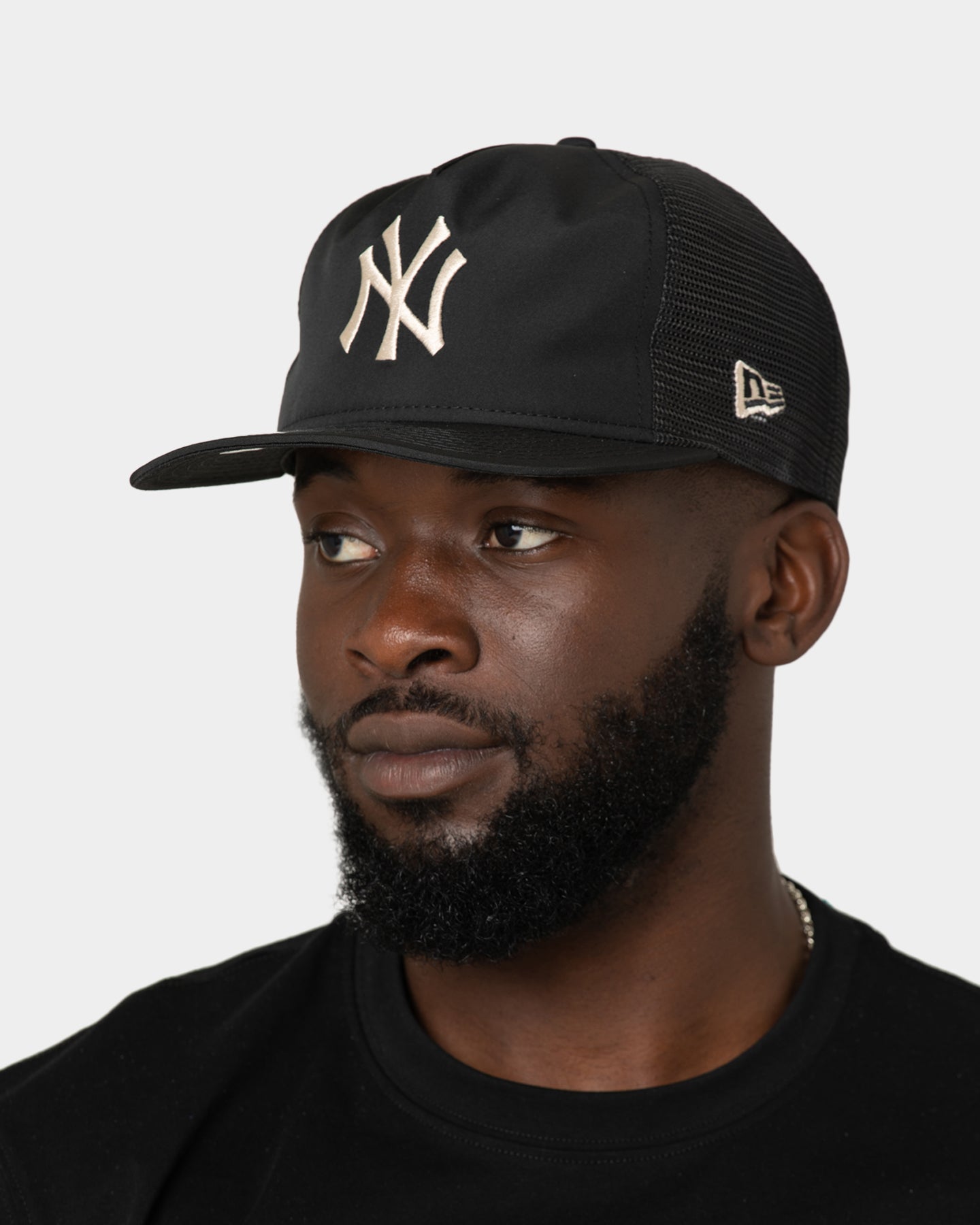 New Era New York Yankees 'Black Stone' Prolight Golfer Trucker Snapback Black/Stone