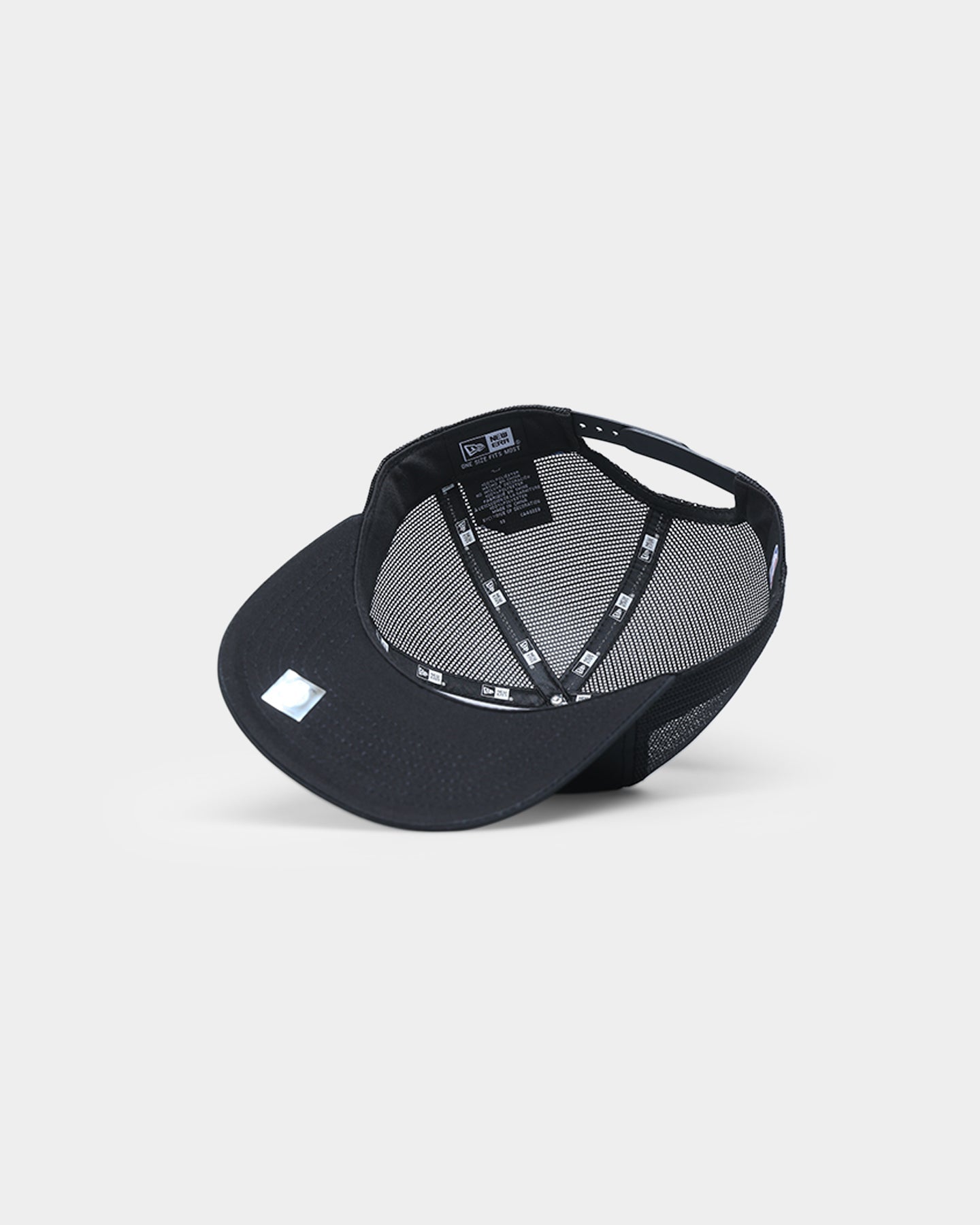 New Era Los Angeles Lakers 'Black Stone' Prolight Golfer Trucker Snapback Black/Stone
