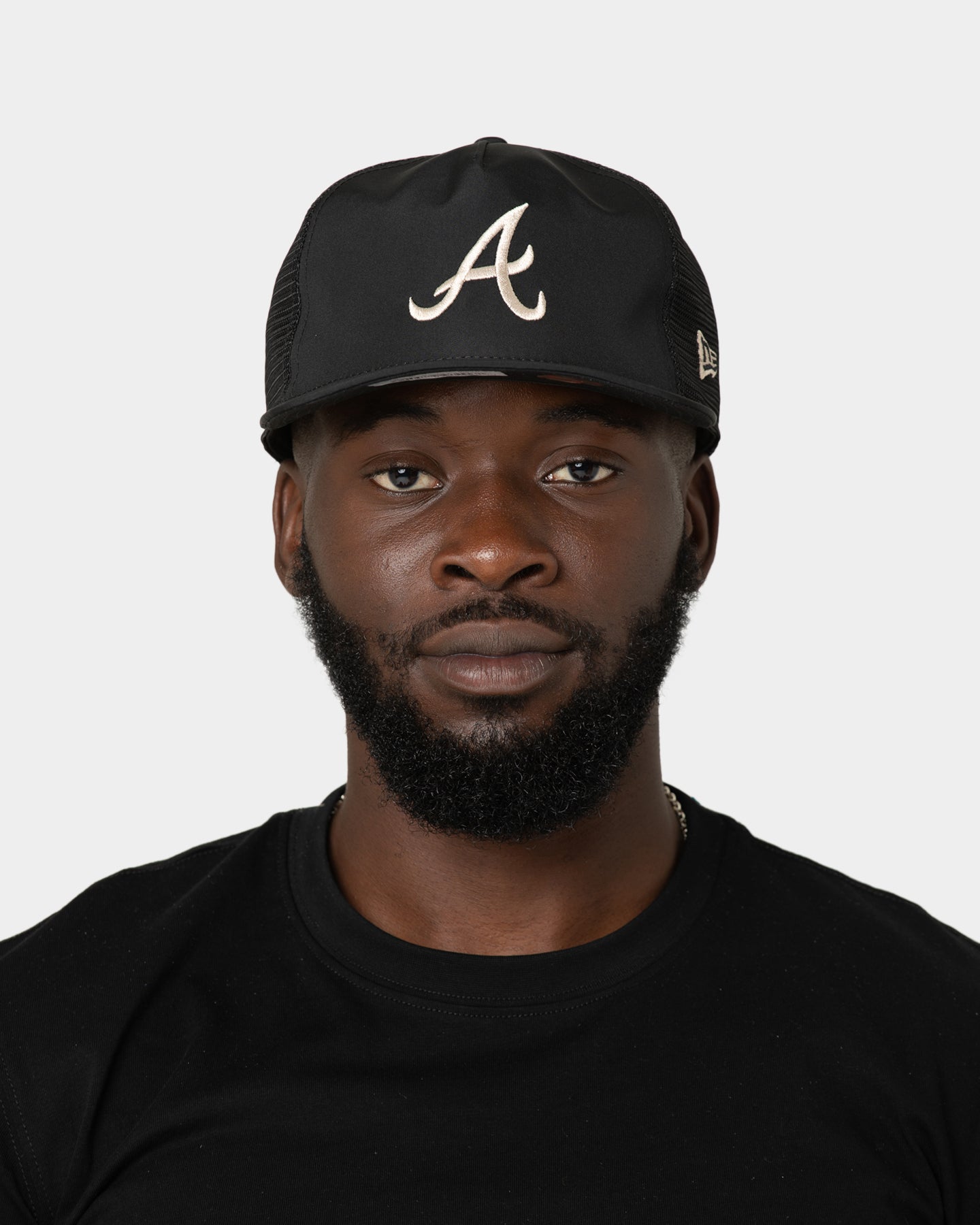 New Era Atlanta Braves 'Black Stone' Prolight Golfer Trucker