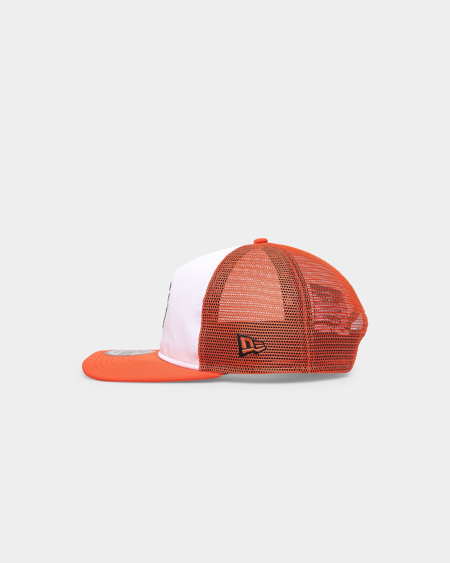 New Era San Francisco Giants 'Team Two-Tone' Prolight Old Golfer Trucker Snapback White/OTC